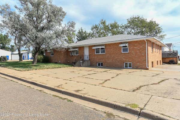 1467 W VILLARD ST, DICKINSON, ND 58601 - Image 1