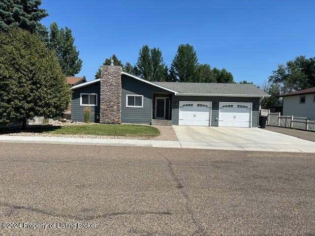 822 24TH ST W, DICKINSON, ND 58601, photo 1 of 76