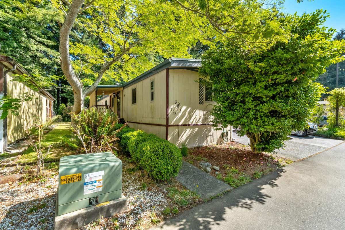 6701 US Highway 101 N  