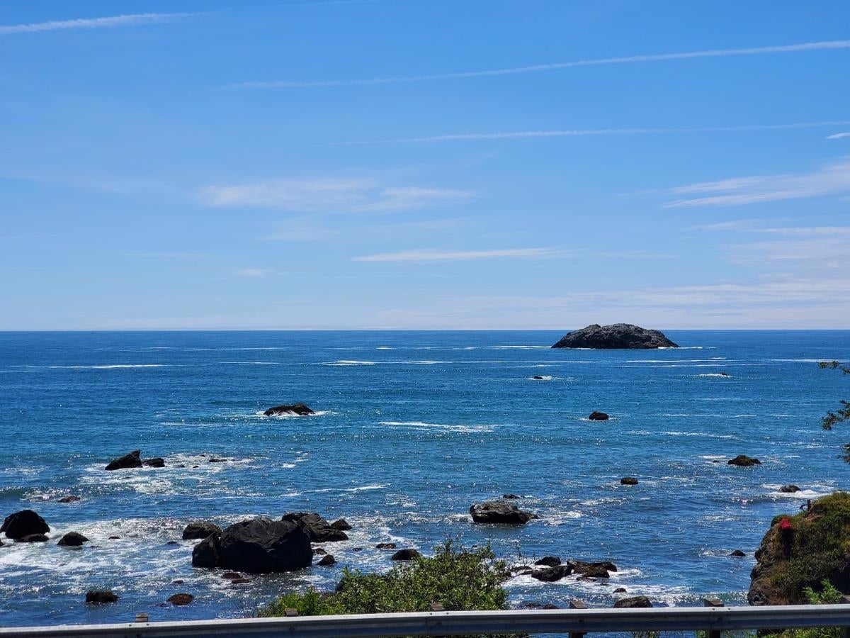 Crescent City, California, 95531, United States, ,3 BathroomsBathrooms,Residential,Active,1899884