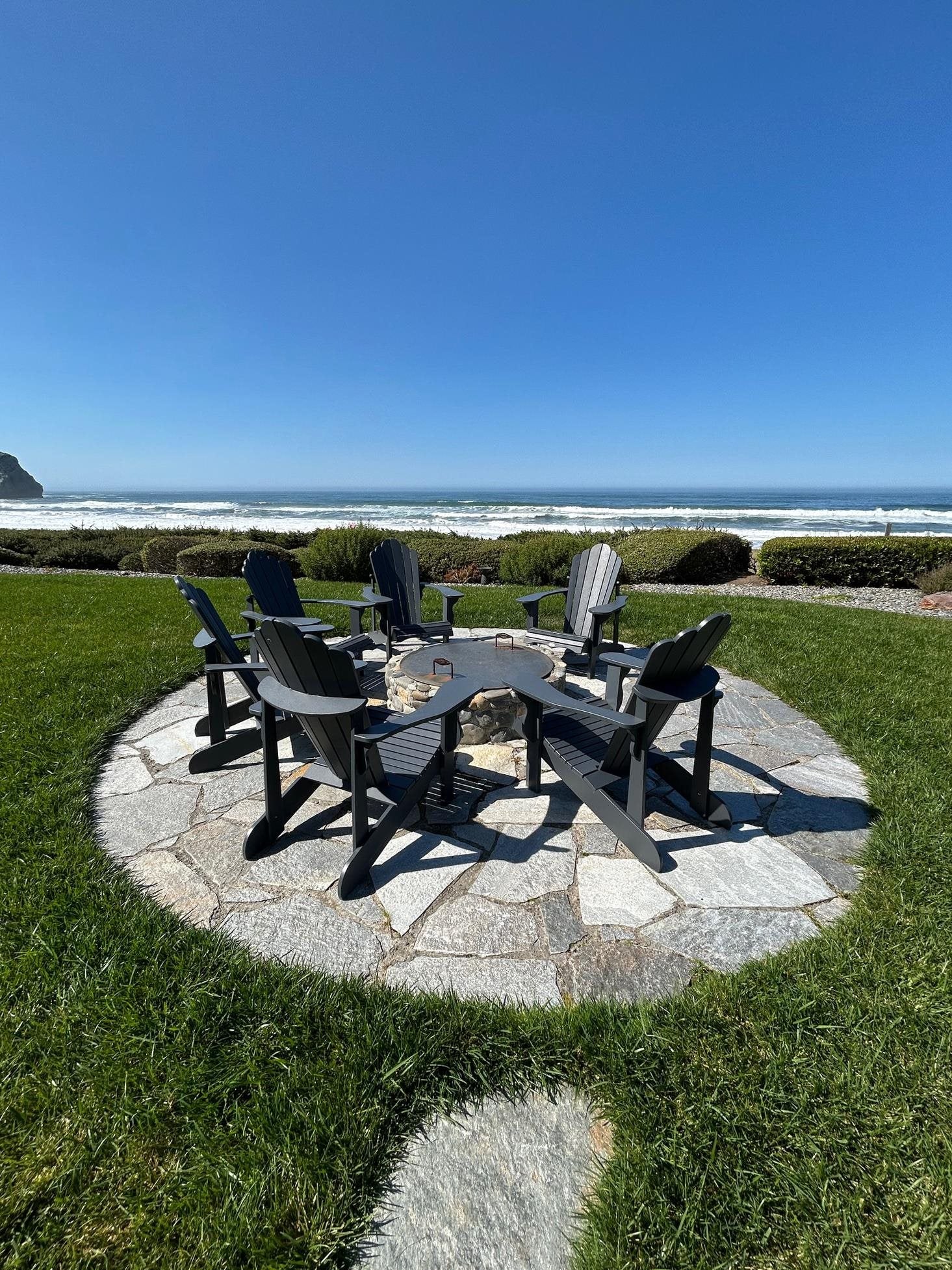 Smith River, California, 95567, United States, 3 Bedrooms Bedrooms, ,3 BathroomsBathrooms,Residential,Active,1953018