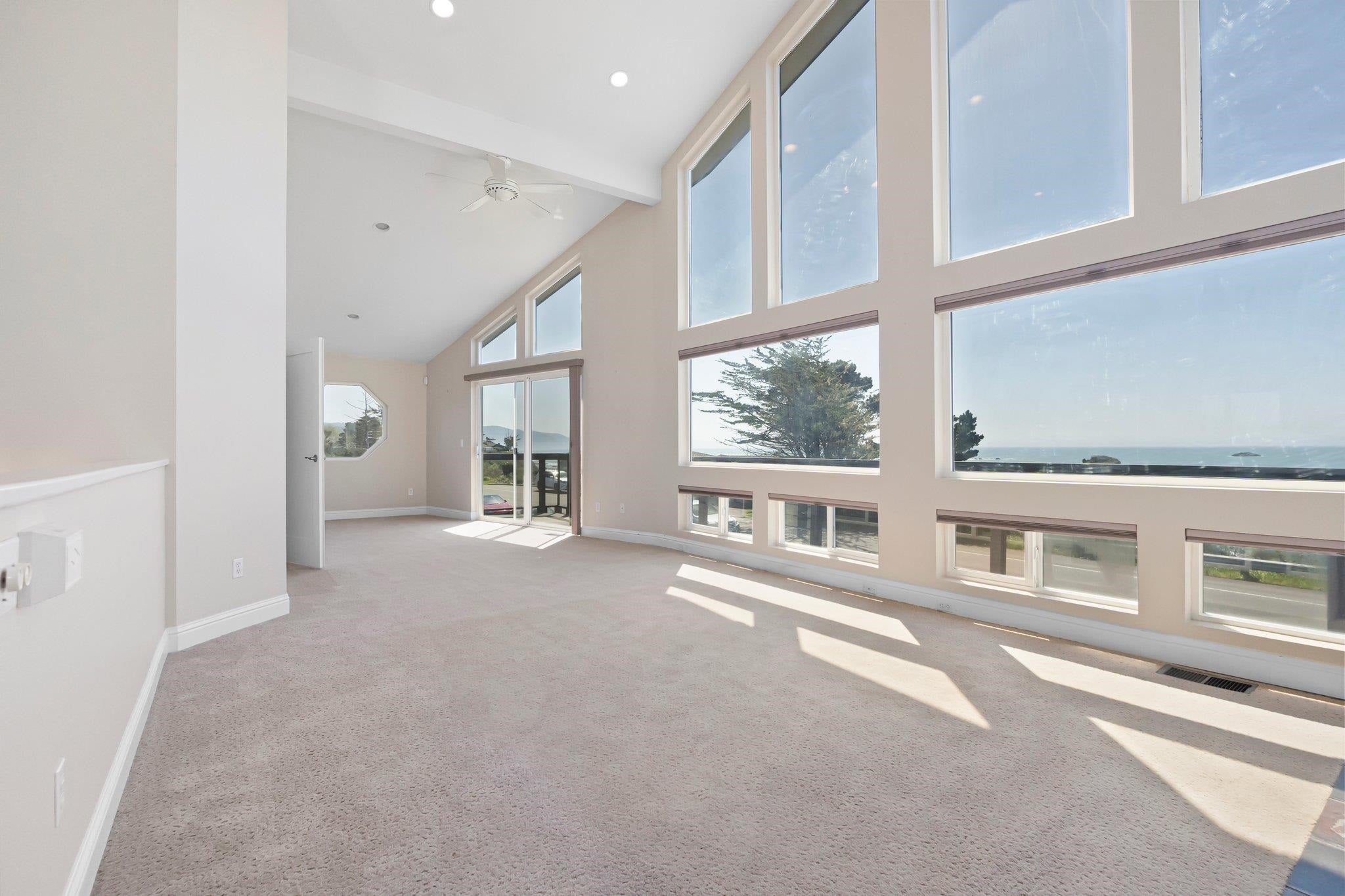 Crescent City, California, 95531, United States, ,3 BathroomsBathrooms,Residential,Active,1899884