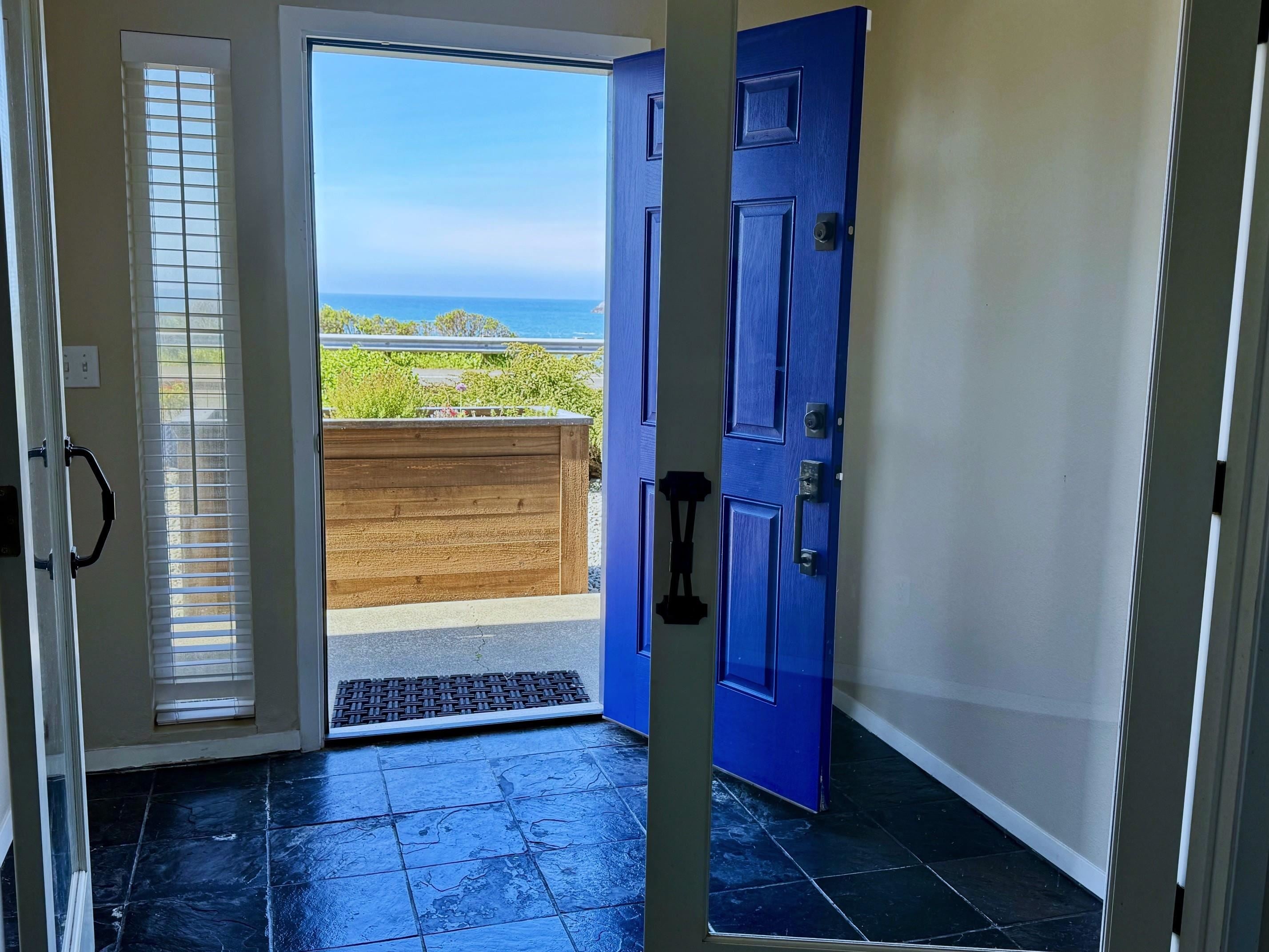 Crescent City, California, 95531, United States, ,3 BathroomsBathrooms,Residential,Active,1899884