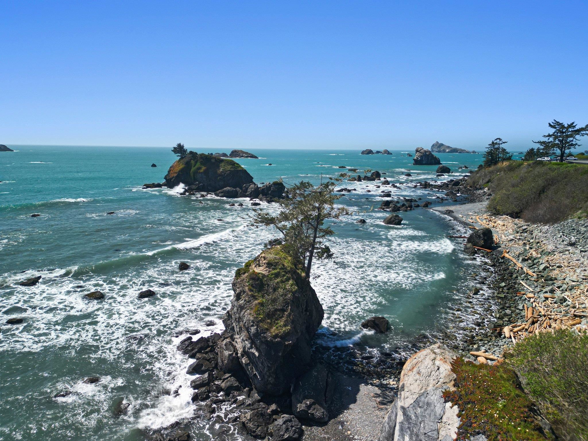 Crescent City, California, 95531, United States, ,3 BathroomsBathrooms,Residential,Active,1899884