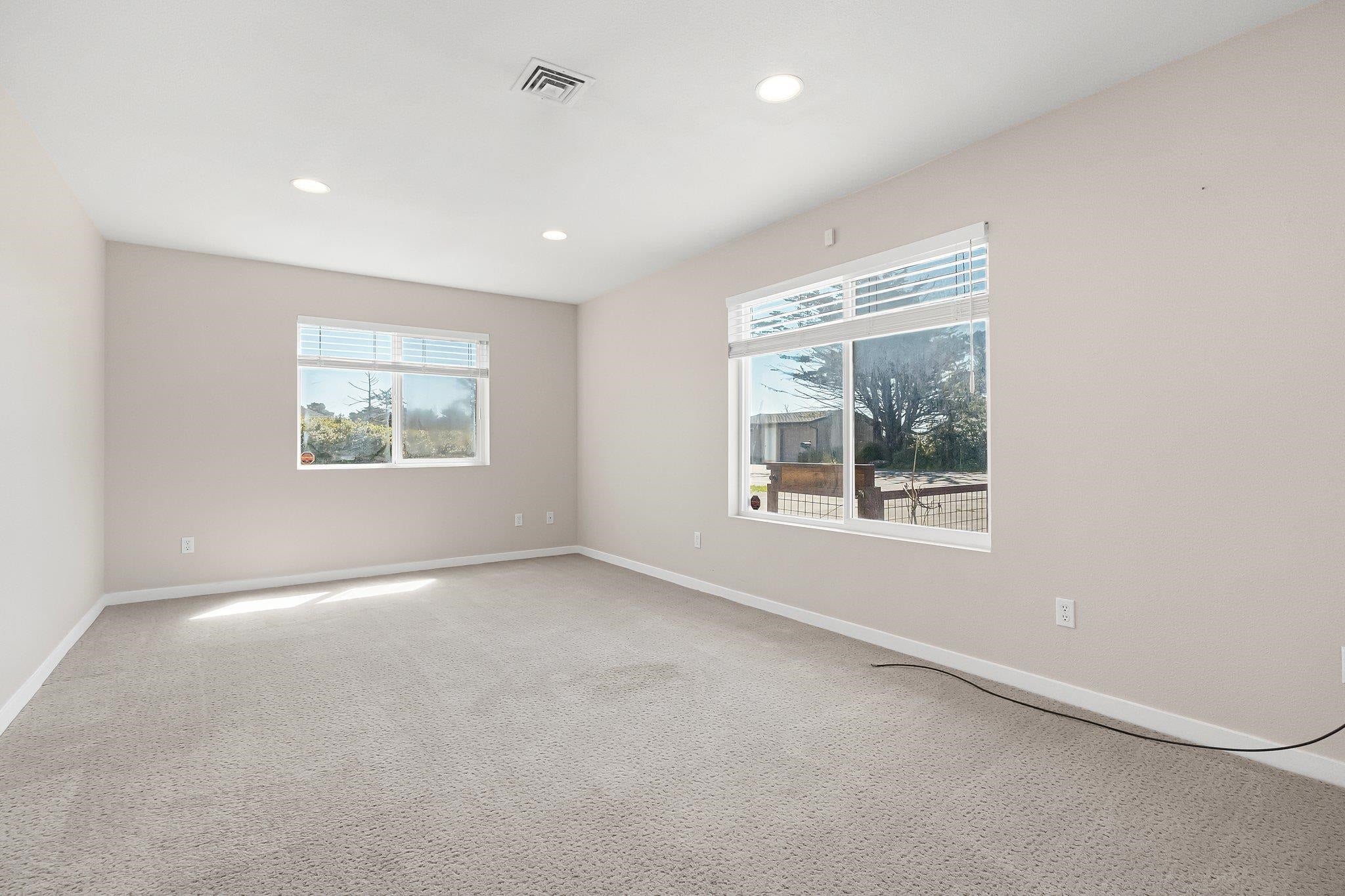 Crescent City, California, 95531, United States, ,3 BathroomsBathrooms,Residential,Active,1899884