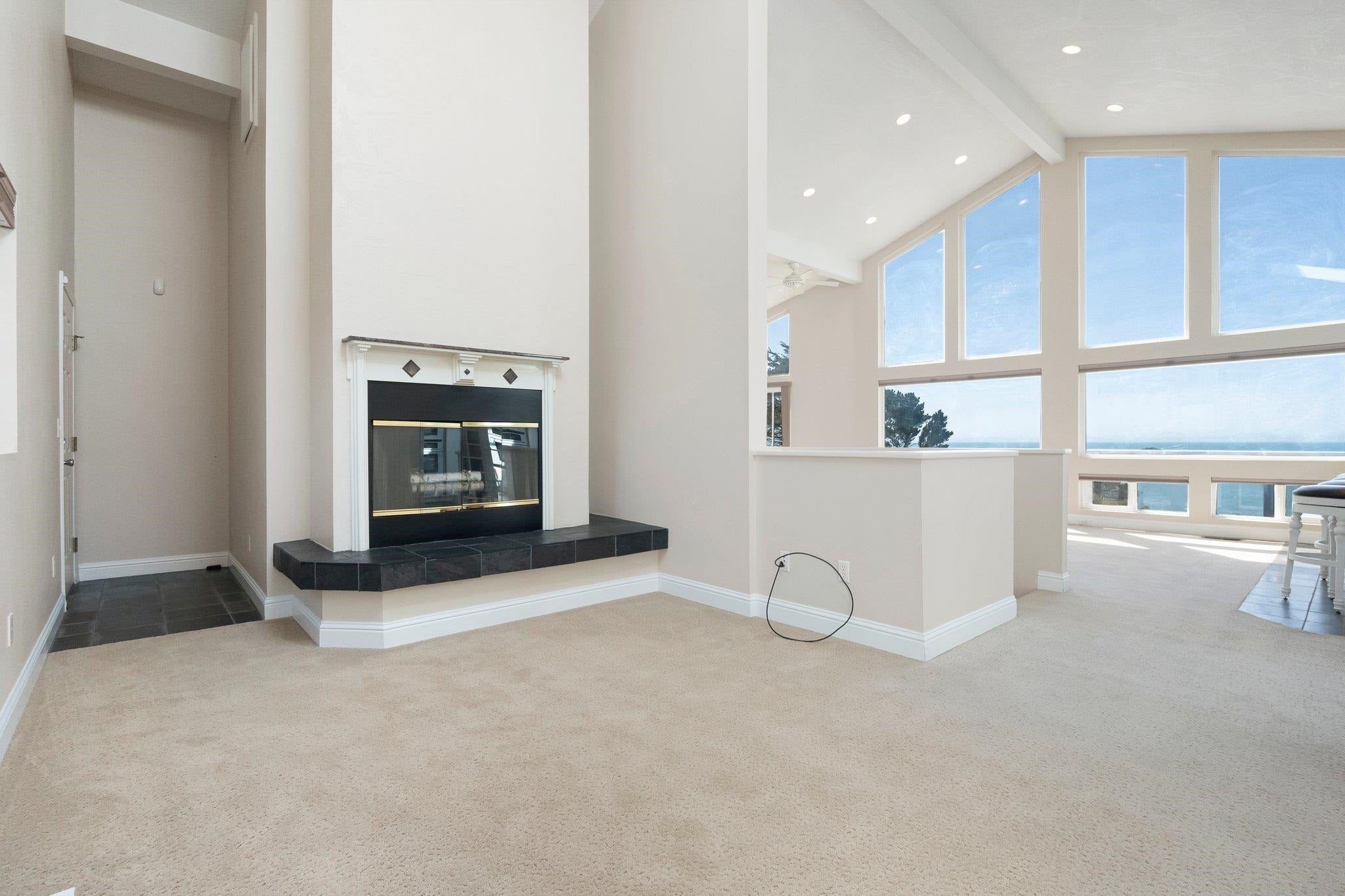 Crescent City, California, 95531, United States, ,3 BathroomsBathrooms,Residential,Active,1899884