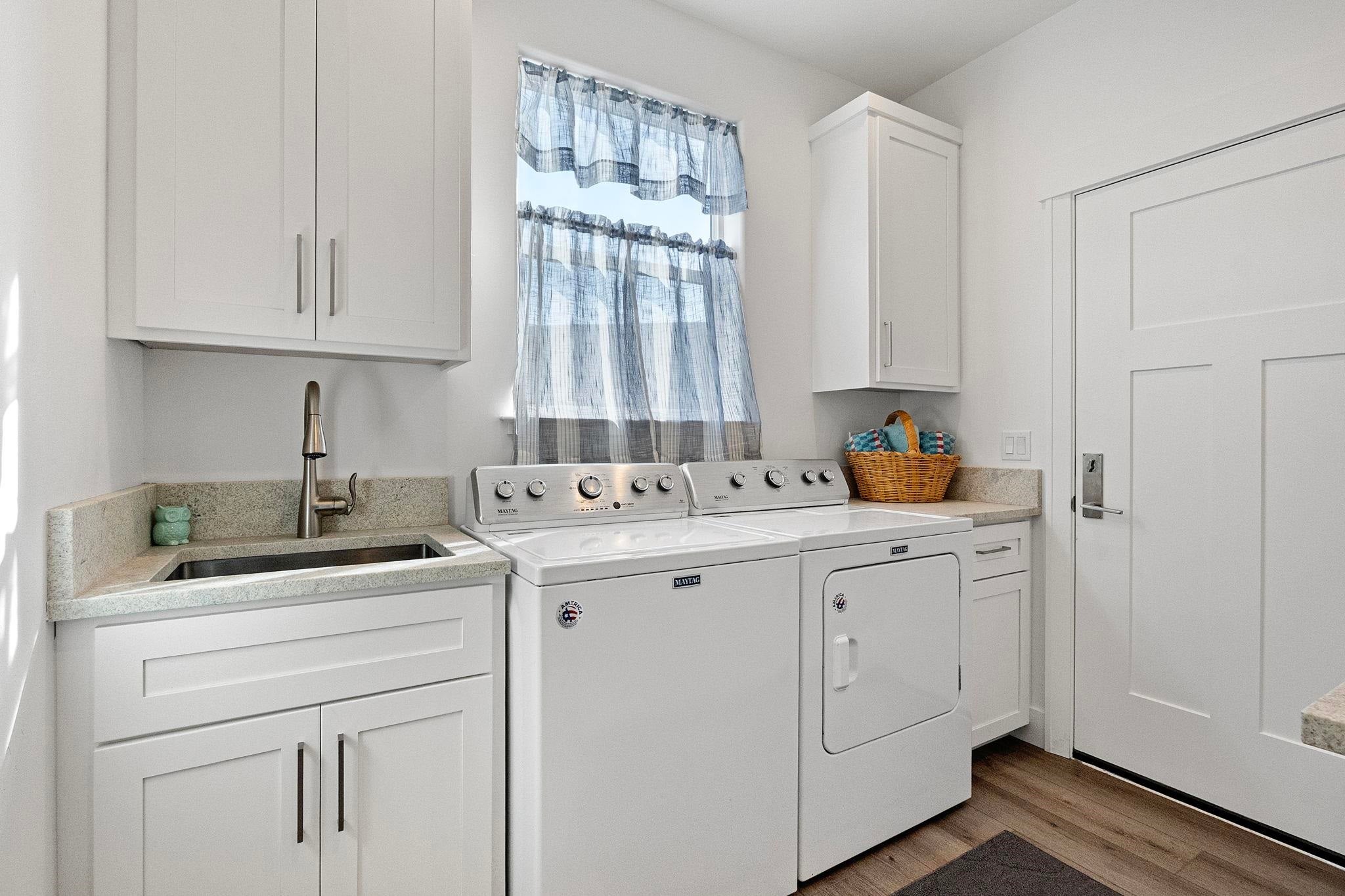 Smith River, California, 95567, United States, 3 Bedrooms Bedrooms, ,3 BathroomsBathrooms,Residential,Active,1953018