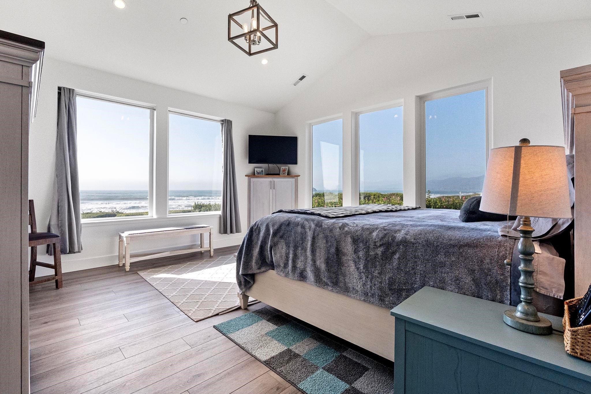 Smith River, California, 95567, United States, 3 Bedrooms Bedrooms, ,3 BathroomsBathrooms,Residential,Active,1953018