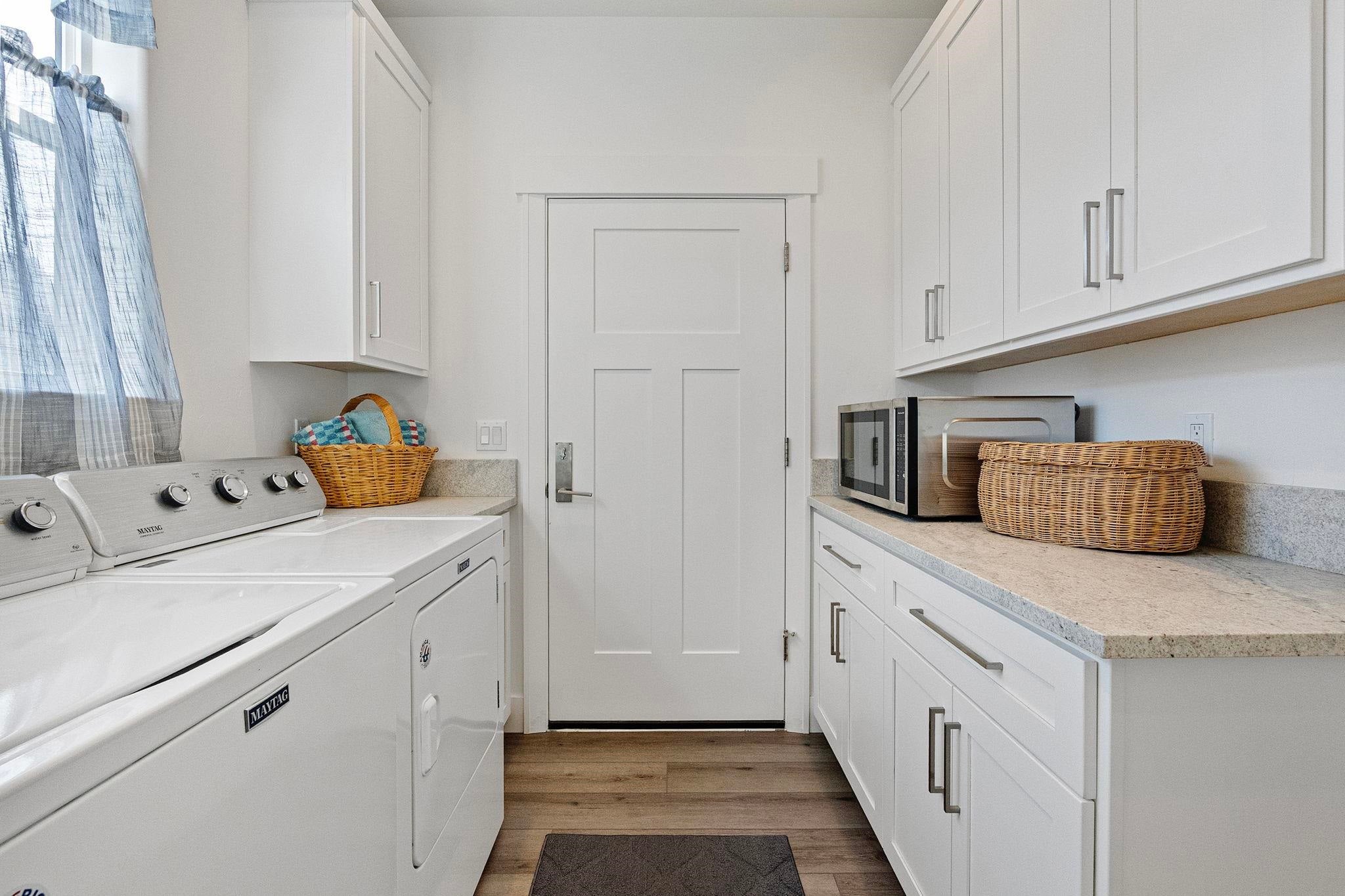 Smith River, California, 95567, United States, 3 Bedrooms Bedrooms, ,3 BathroomsBathrooms,Residential,Active,1953018