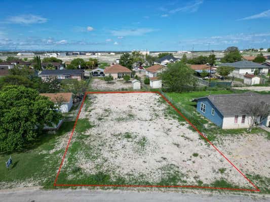 1424 AVENUE U, DEL RIO, TX 78840 - Image 1