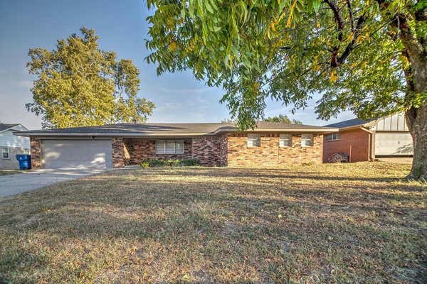 2203 FLAMINGO LN, DUNCAN, OK 73533 - Image 1