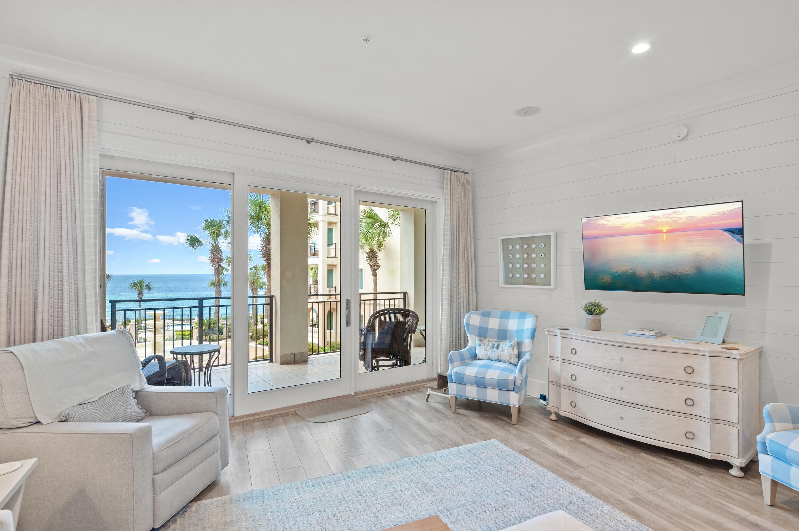 Santa Rosa Beach, Florida, 32459, United States, 3 Bedrooms Bedrooms, ,4 BathroomsBathrooms,Residential,Active,1929783