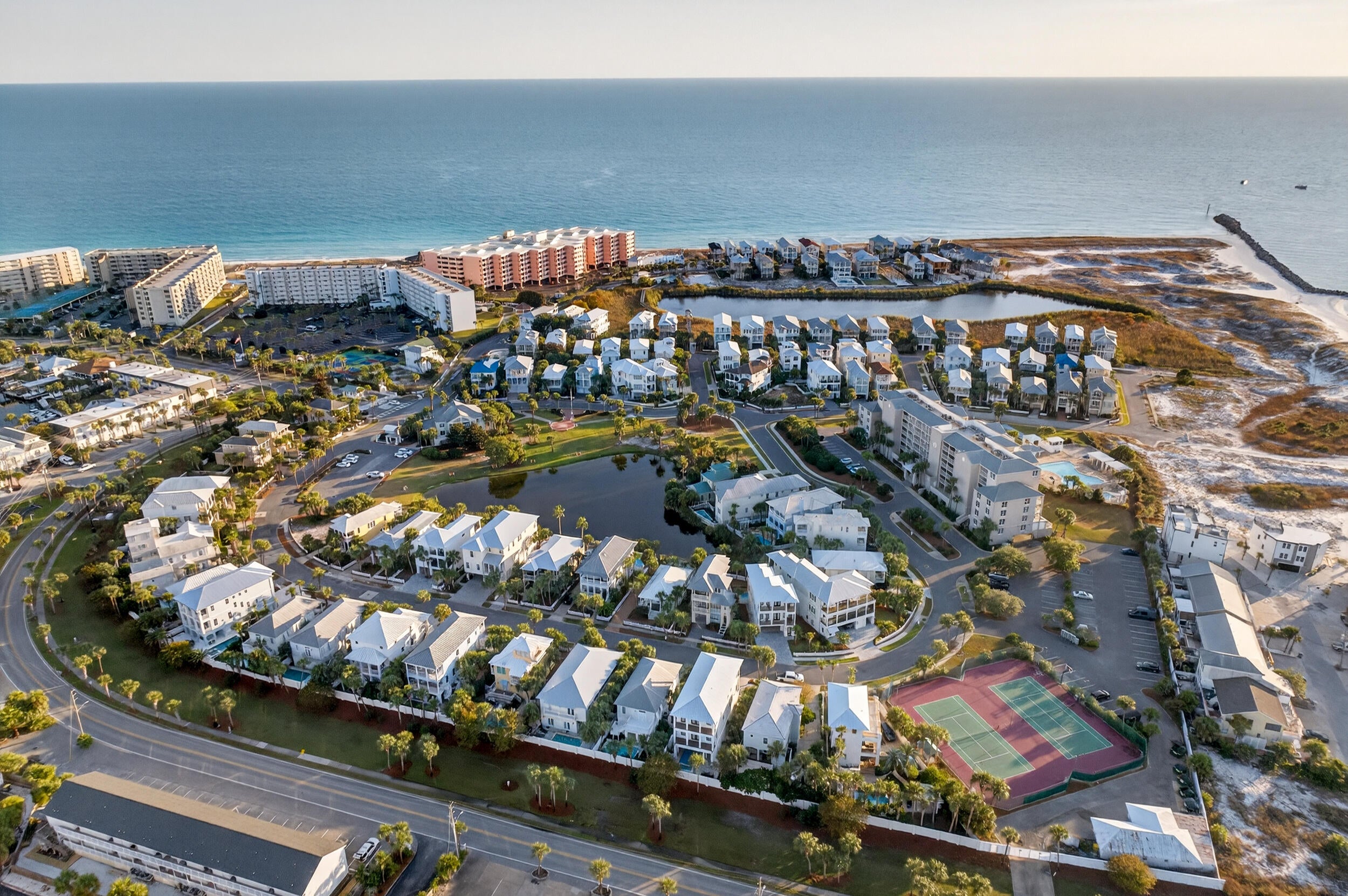 Destin, Florida, 32541, United States, 4 Bedrooms Bedrooms, ,4 BathroomsBathrooms,Residential,Active,1992549