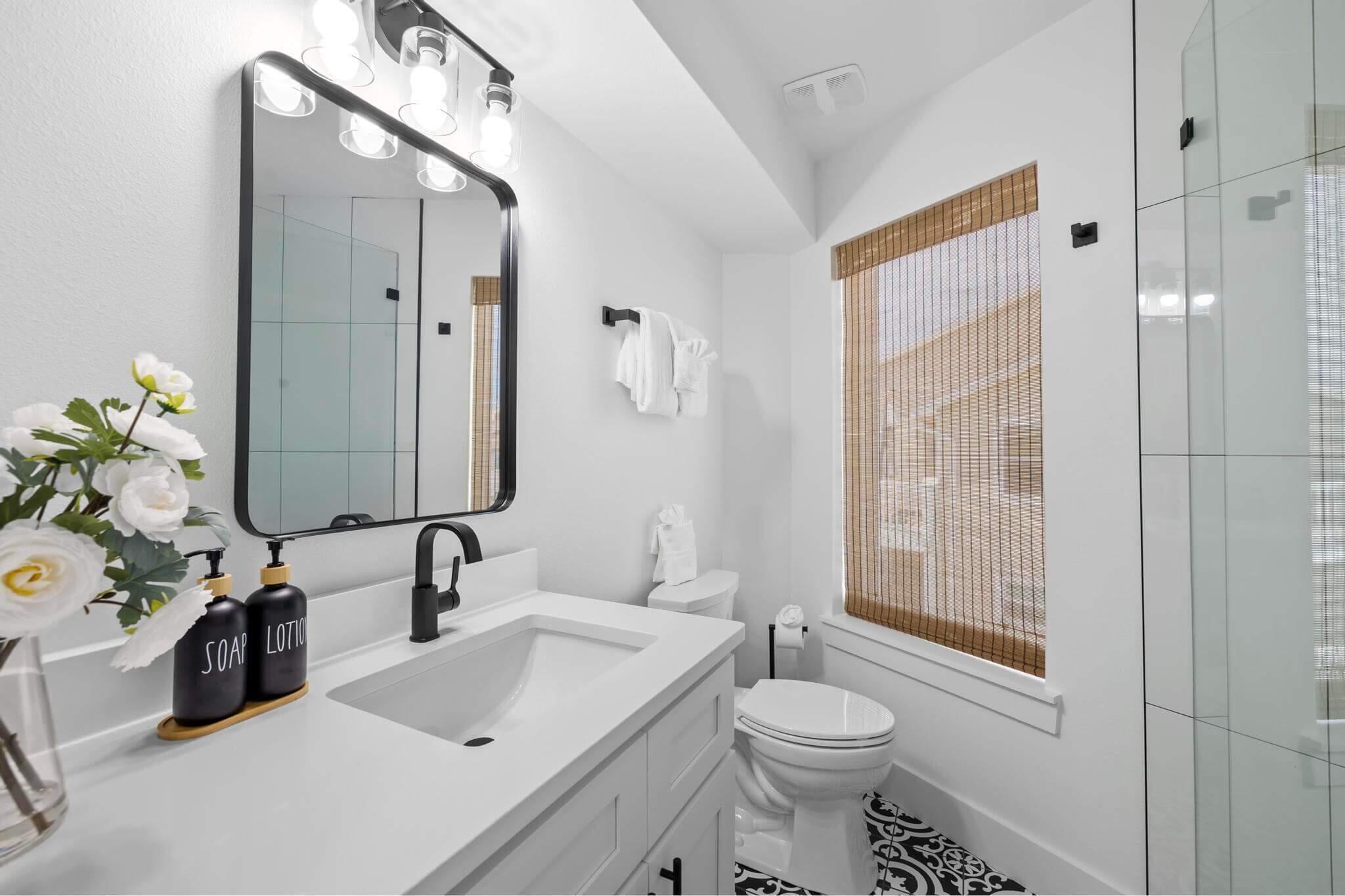 Destin, Florida, 32541, United States, 6 Bedrooms Bedrooms, ,8 BathroomsBathrooms,Residential,Active,1952033