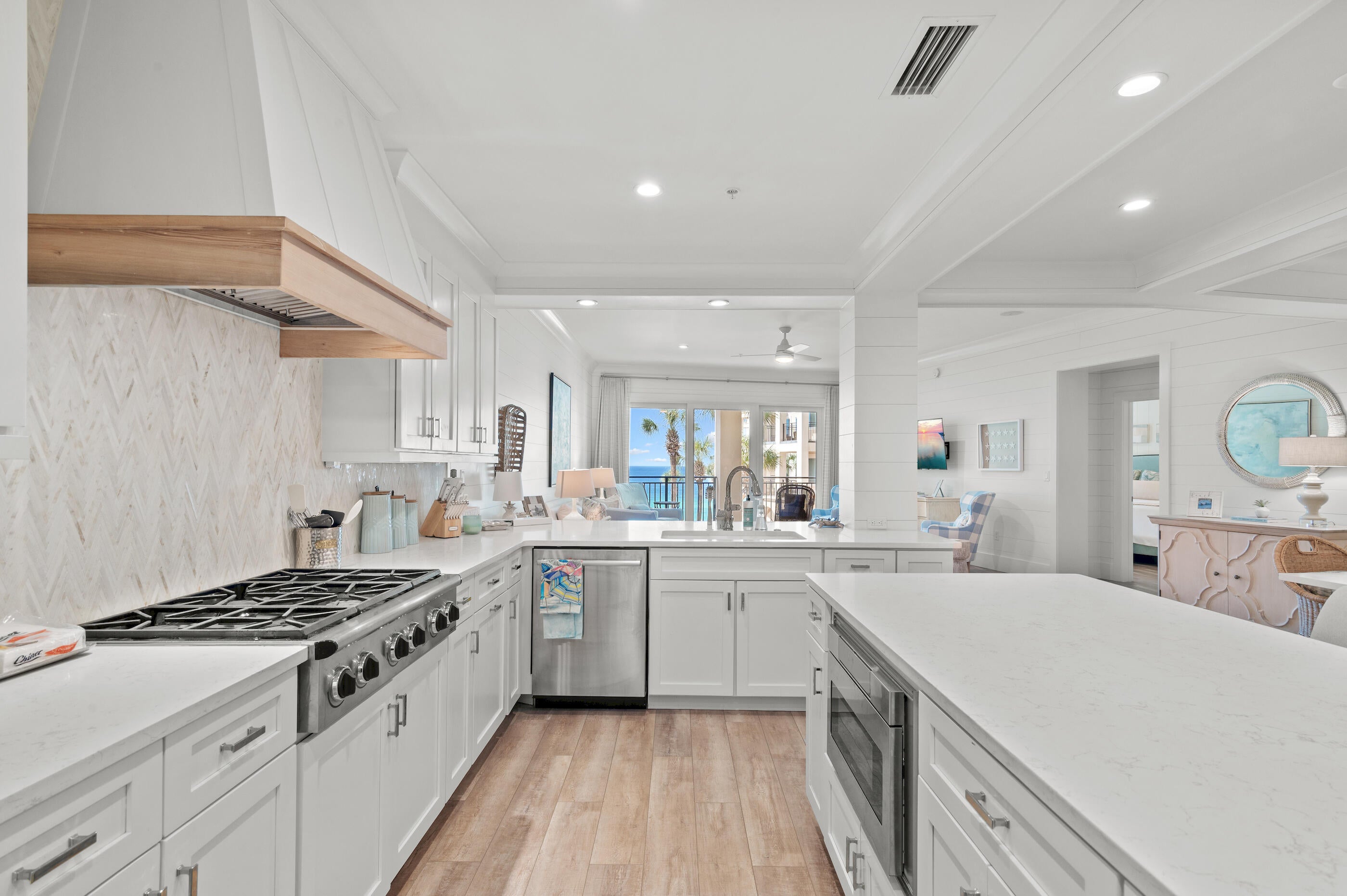 Santa Rosa Beach, Florida, 32459, United States, 3 Bedrooms Bedrooms, ,4 BathroomsBathrooms,Residential,Active,1929783