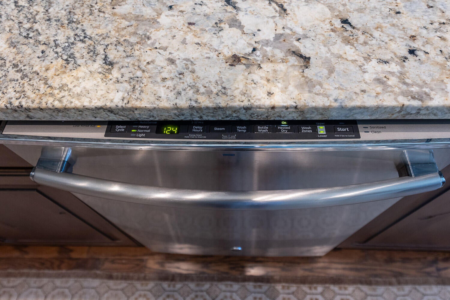 Destin, Florida, 32541, United States, 4 Bedrooms Bedrooms, ,3 BathroomsBathrooms,Residential,Active,1871935