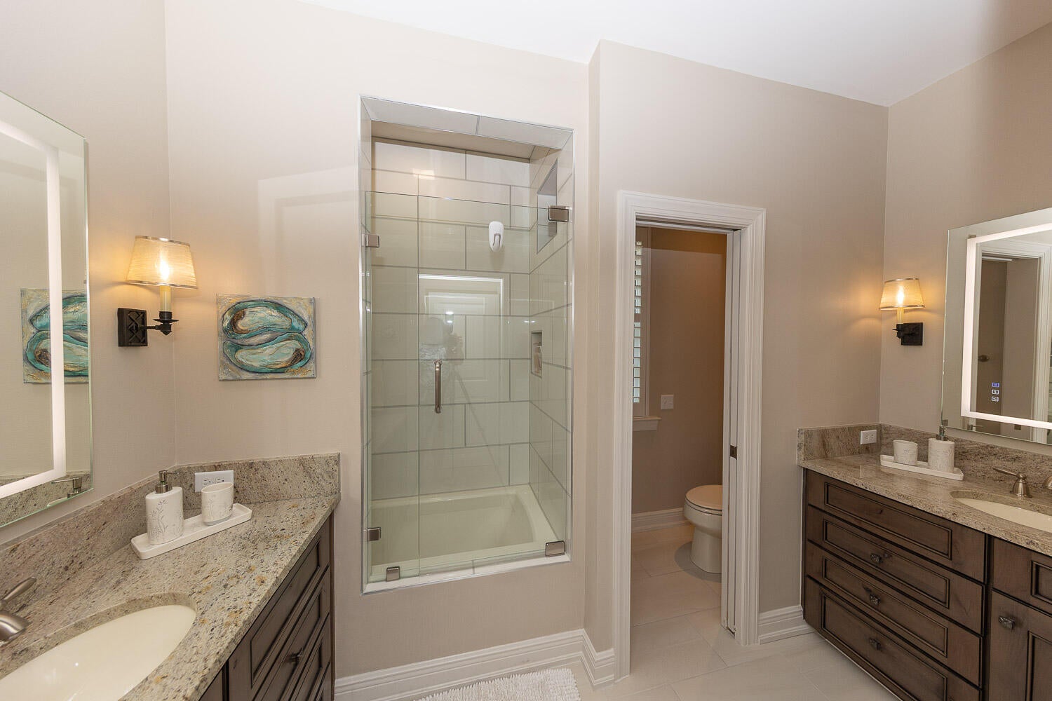 Destin, Florida, 32541, United States, 4 Bedrooms Bedrooms, ,3 BathroomsBathrooms,Residential,Active,1871935