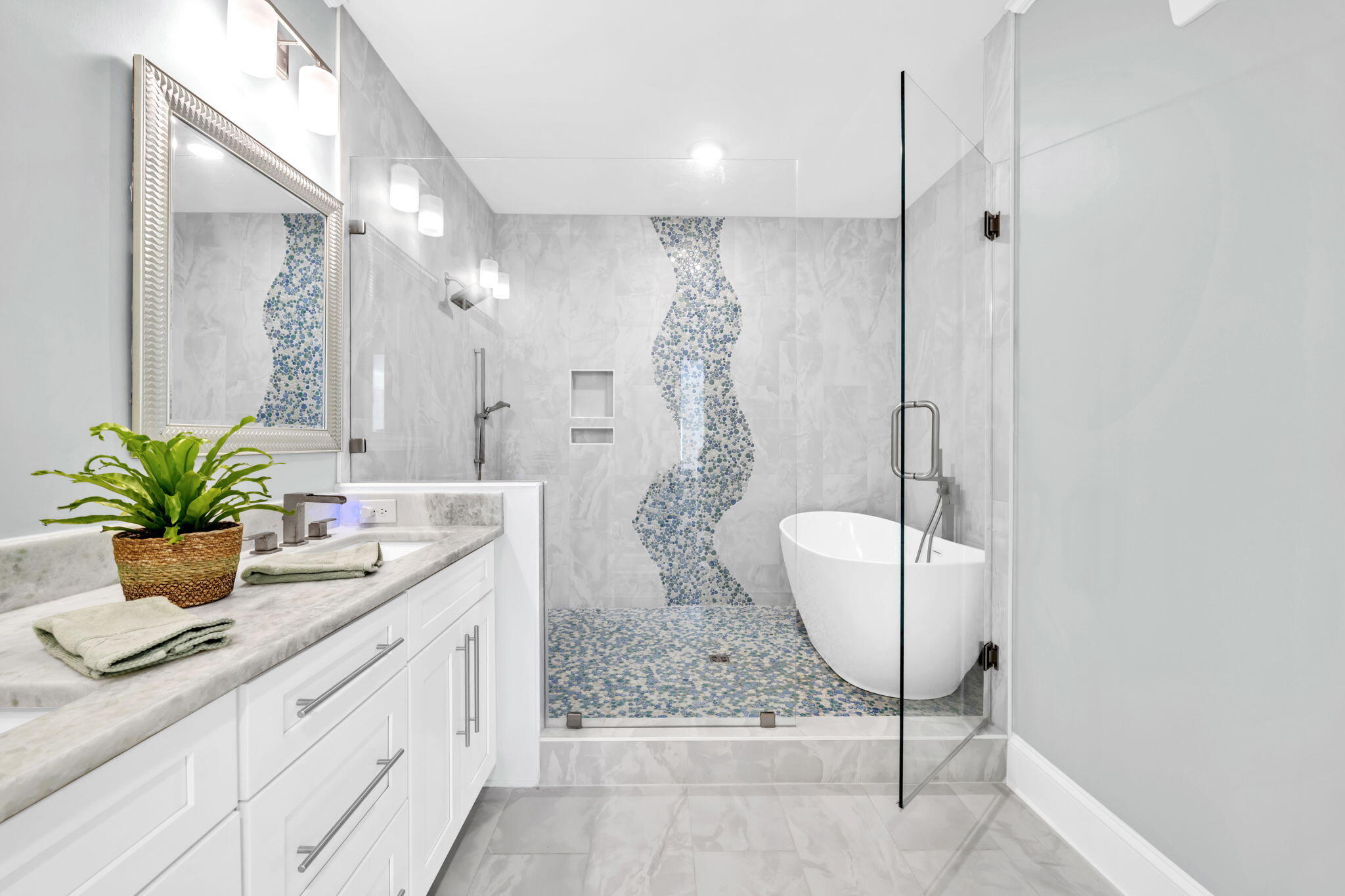 Destin, Florida, 32541, United States, 3 Bedrooms Bedrooms, ,3 BathroomsBathrooms,Residential,Active,1962190