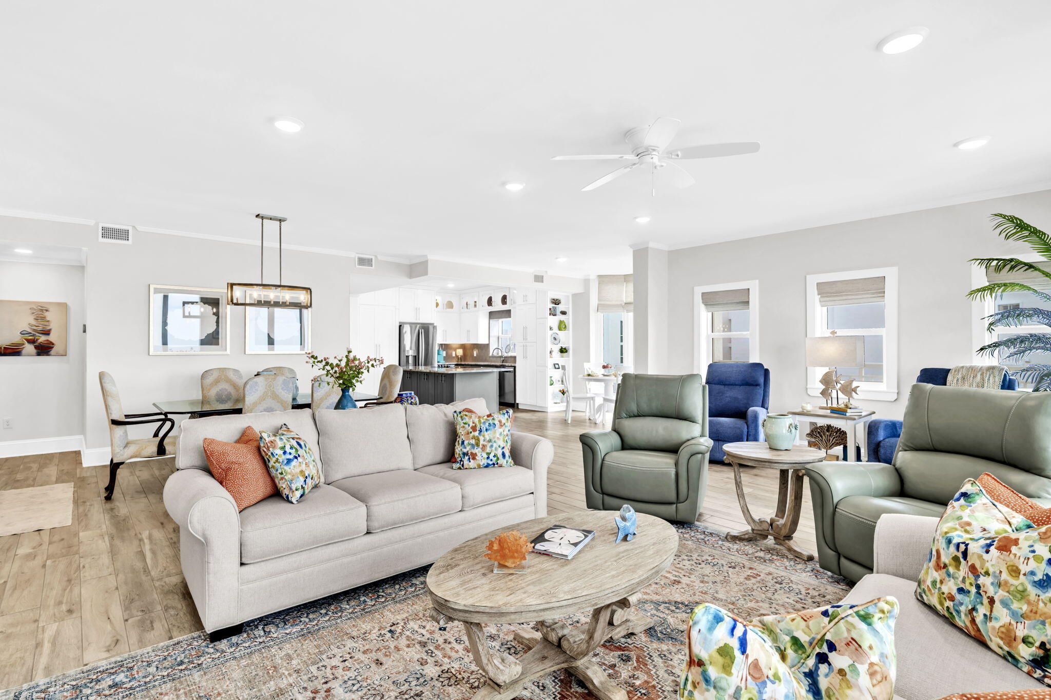 Destin, Florida, 32541, United States, 3 Bedrooms Bedrooms, ,3 BathroomsBathrooms,Residential,Active,1962190