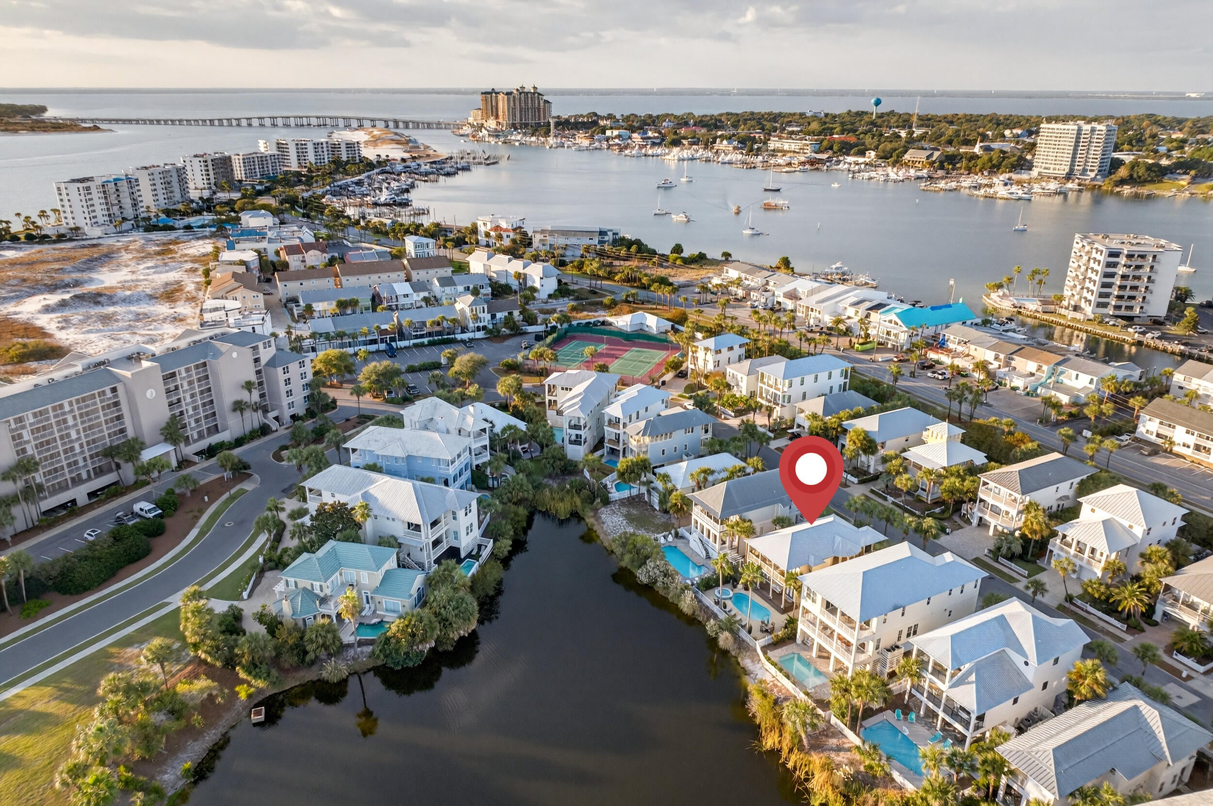 Destin, Florida, 32541, United States, 4 Bedrooms Bedrooms, ,4 BathroomsBathrooms,Residential,Active,1992549