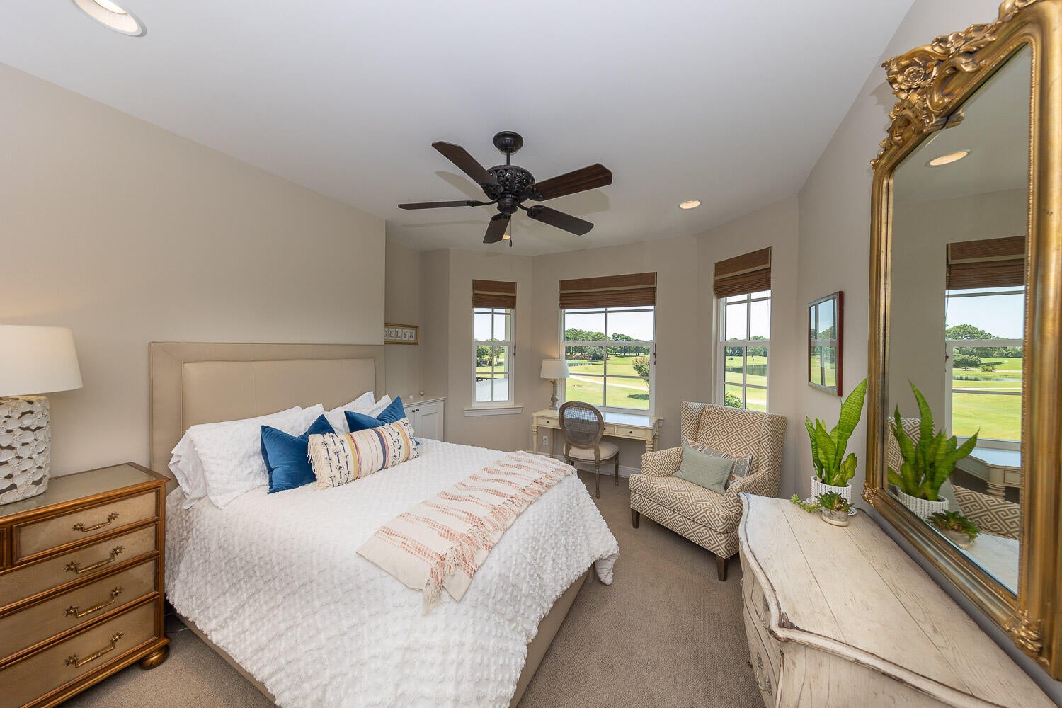 Destin, Florida, 32541, United States, 4 Bedrooms Bedrooms, ,3 BathroomsBathrooms,Residential,Active,1871935