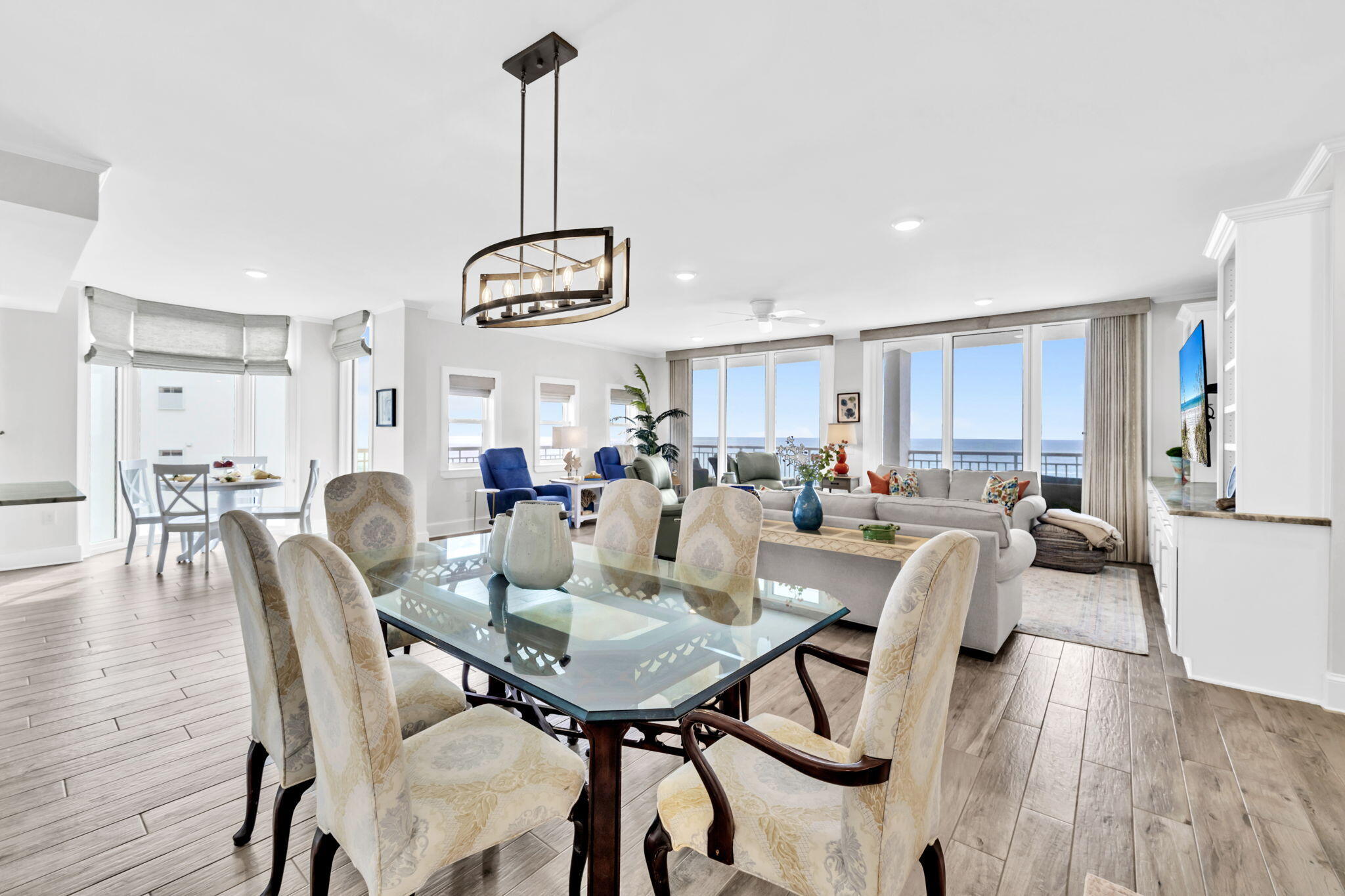 Destin, Florida, 32541, United States, 3 Bedrooms Bedrooms, ,3 BathroomsBathrooms,Residential,Active,1962190