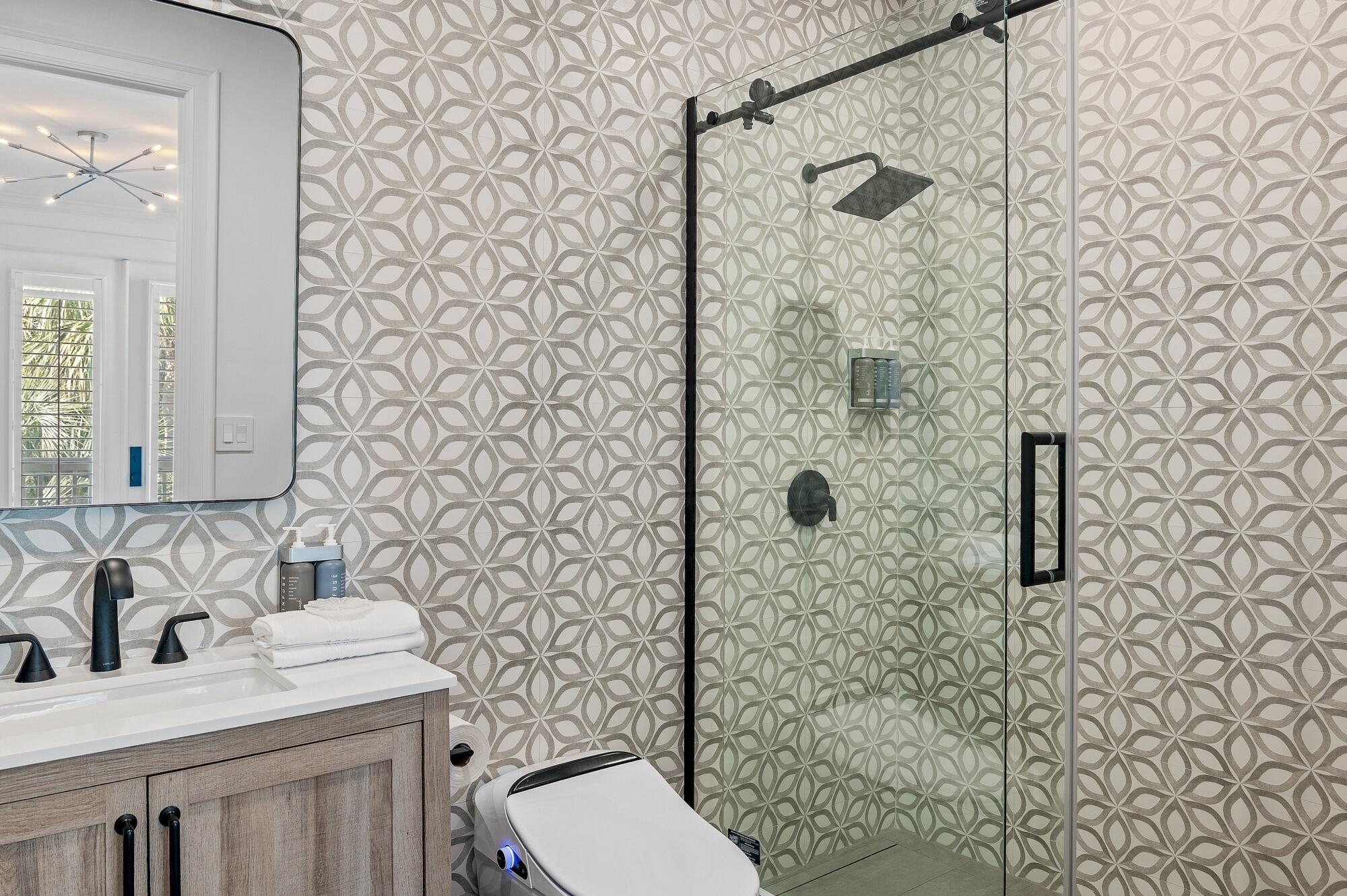 Destin, Florida, 32541, United States, 4 Bedrooms Bedrooms, ,4 BathroomsBathrooms,Residential,Active,1992549