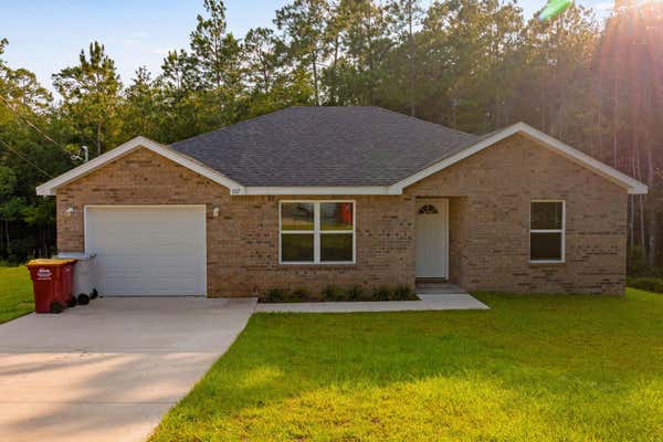 107 EASTVIEW DR, CRESTVIEW, FL 32536 - Image 1