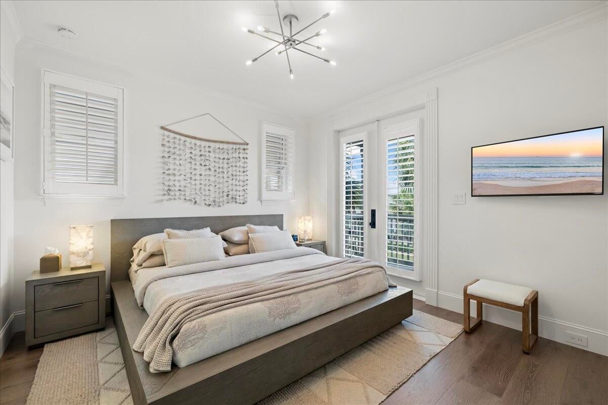 Destin, Florida, 32541, United States, 4 Bedrooms Bedrooms, ,4 BathroomsBathrooms,Residential,Active,1992549