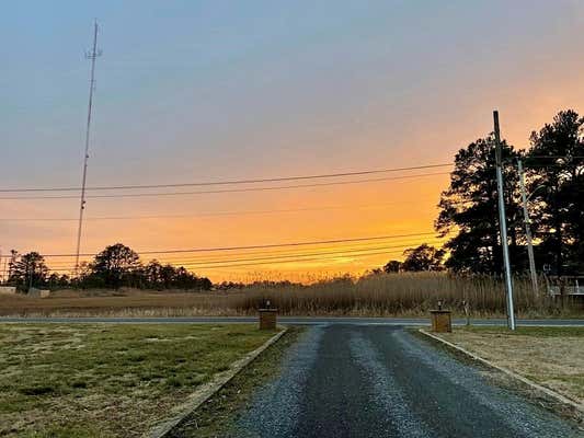 7205 BUNTING RD, CHINCOTEAGUE, VA 23336, photo 2 of 74