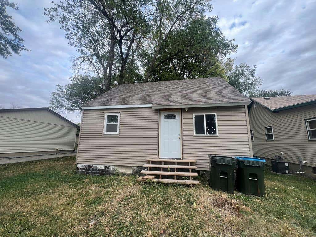 1437 S 23RD ST, FORT DODGE, IA 50501, photo 1 of 7