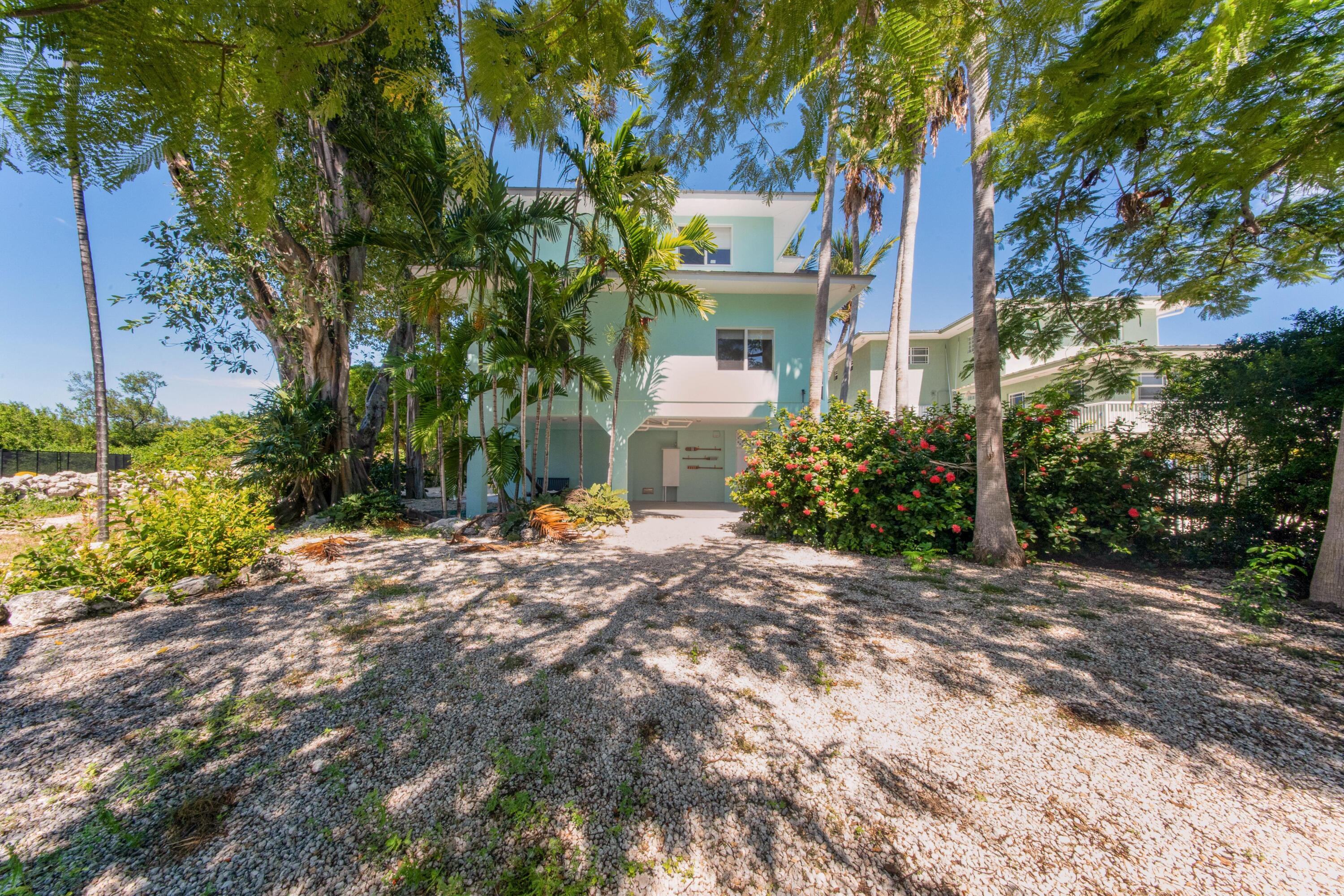 Islamorada, Florida, 33036, United States, 3 Bedrooms Bedrooms, ,4 BathroomsBathrooms,Residential,Active,1920244