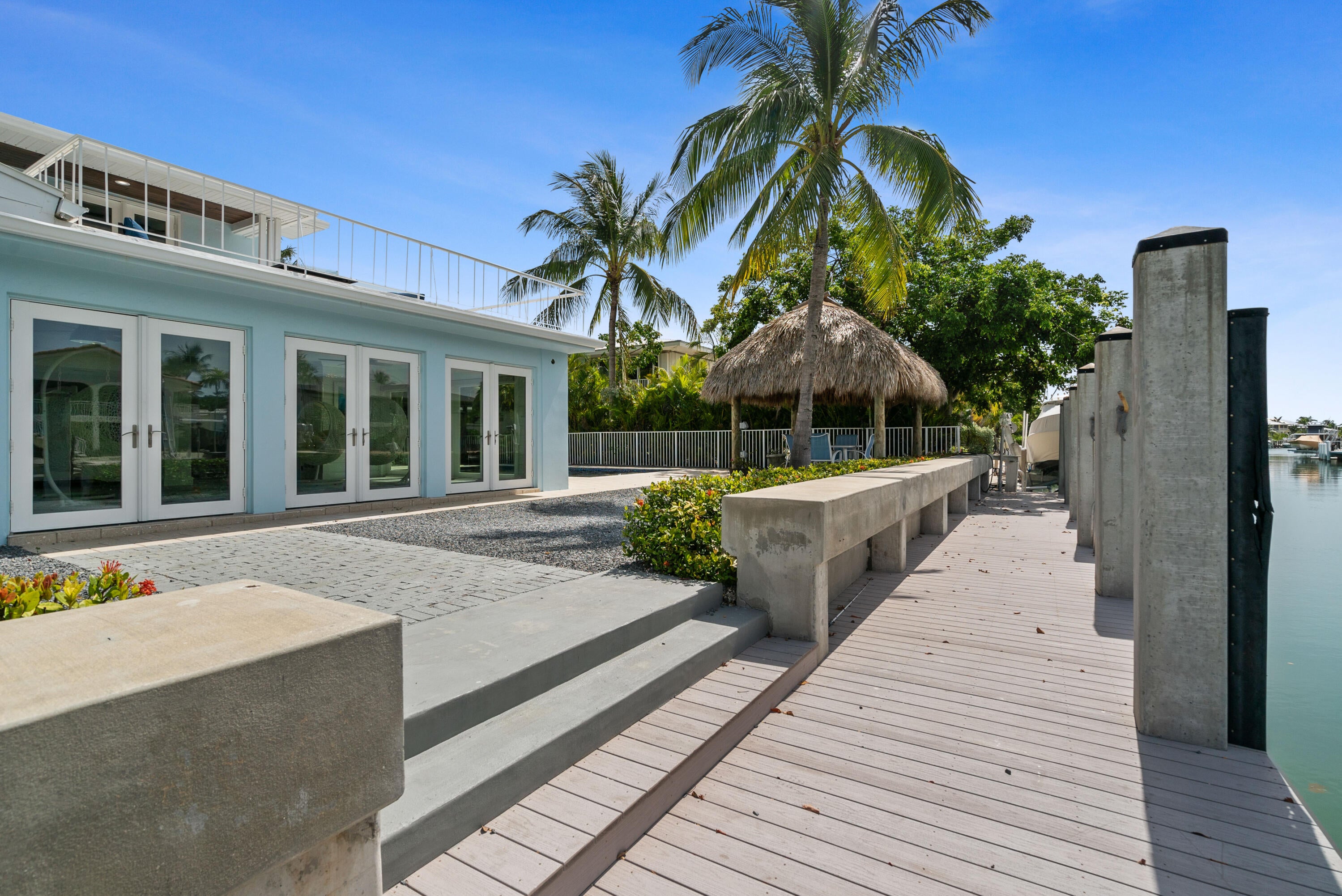 Duck, Florida, 33050, United States, 4 Bedrooms Bedrooms, ,4 BathroomsBathrooms,Residential,Active,1973559