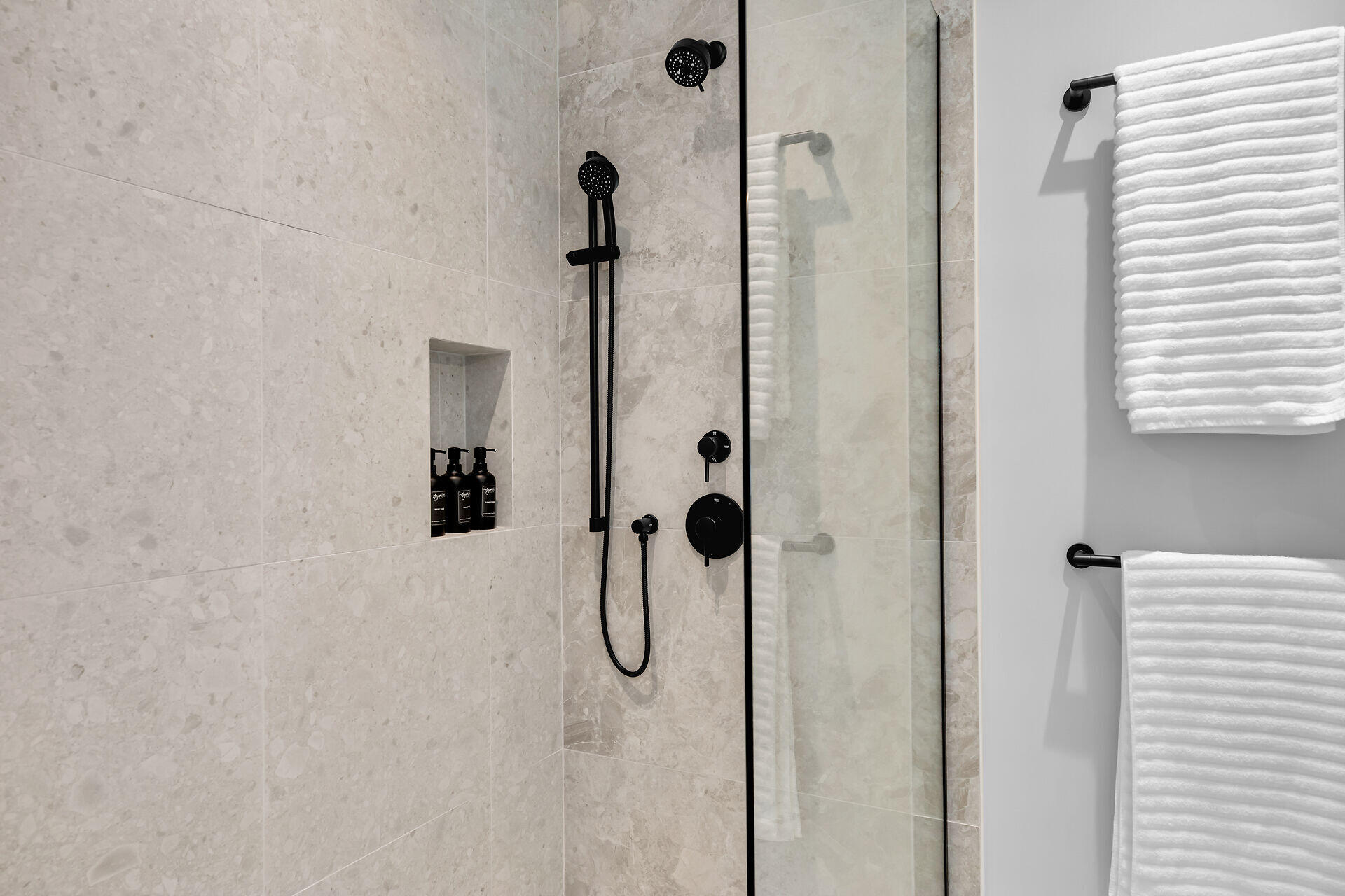 Key West, Florida, 33040, United States, 6 Bedrooms Bedrooms, ,7 BathroomsBathrooms,Residential,Active,1973258