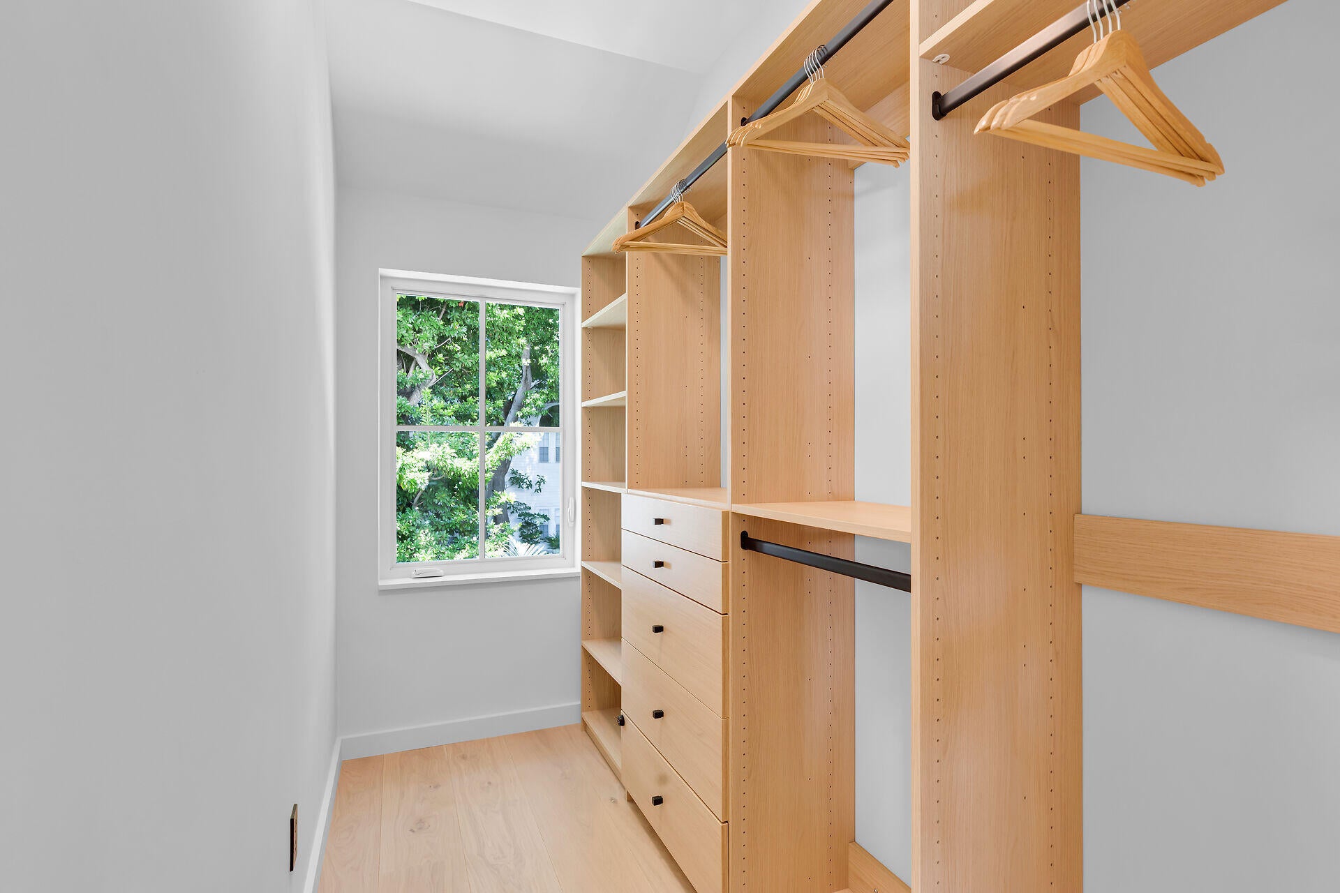 Key West, Florida, 33040, United States, 6 Bedrooms Bedrooms, ,7 BathroomsBathrooms,Residential,Active,1973258