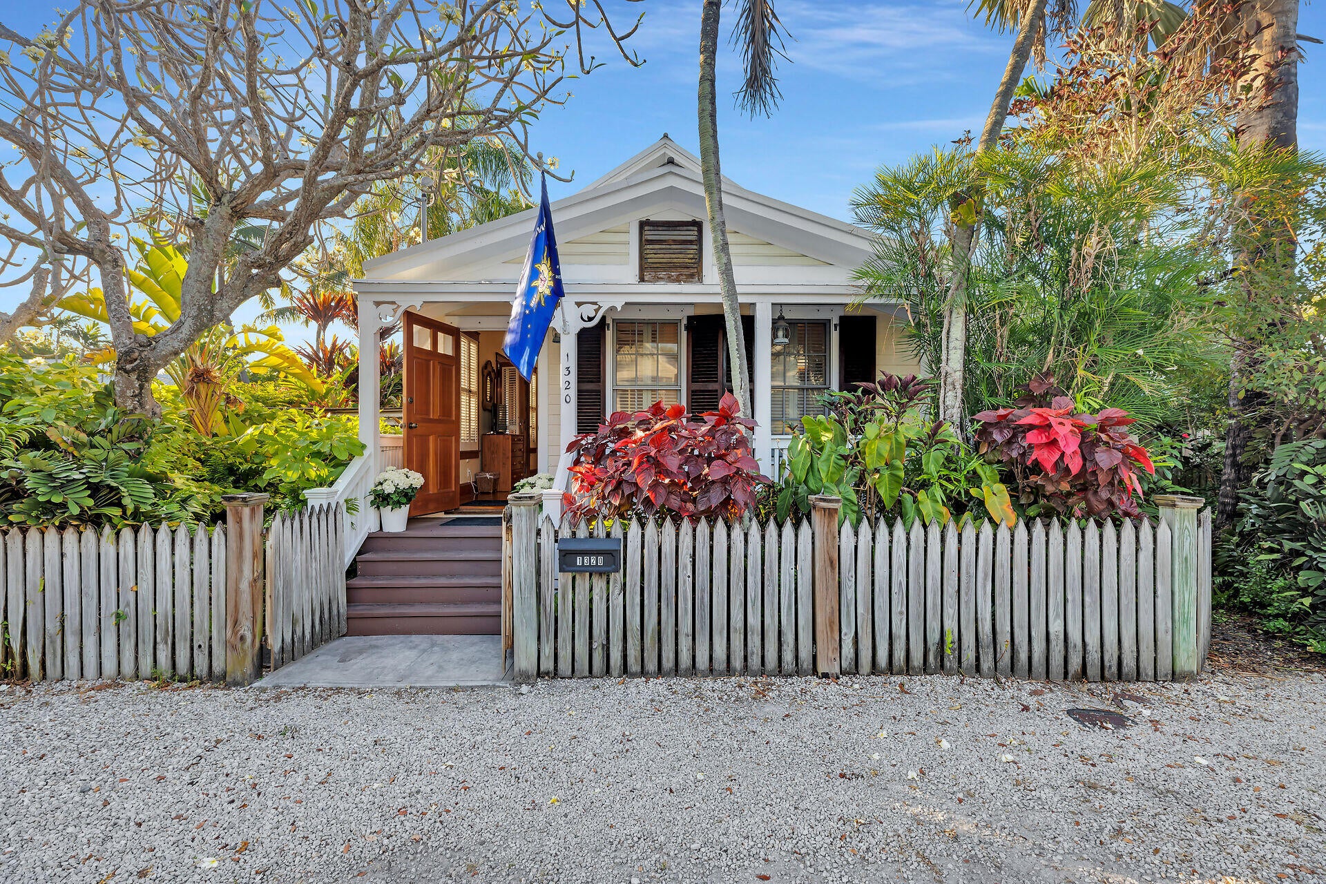 Key West, Florida, 33040, United States, 4 Bedrooms Bedrooms, ,4 BathroomsBathrooms,Residential,Active,1961905