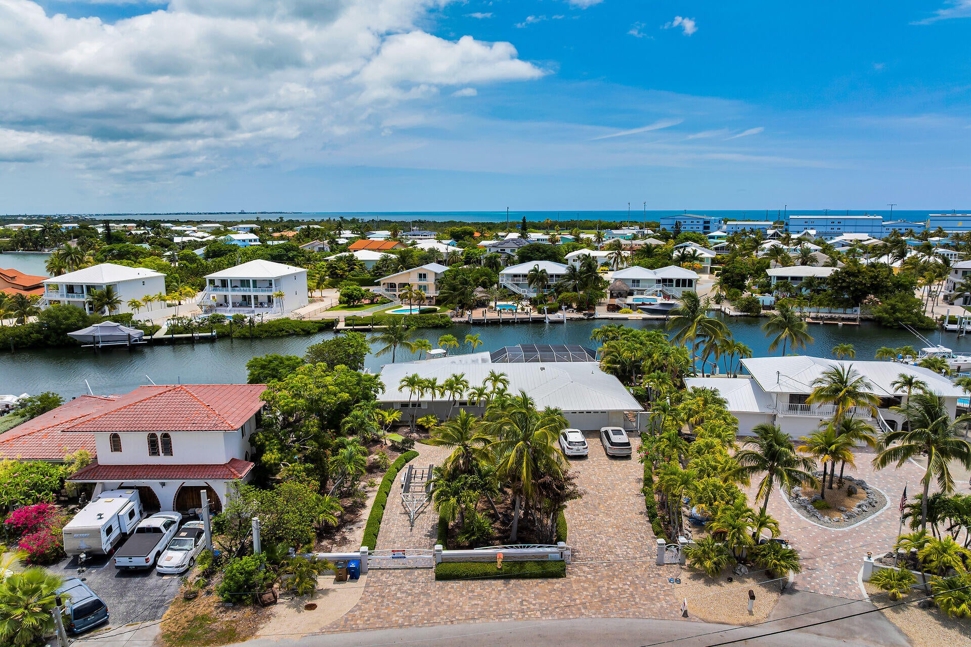 Marathon, Florida, 33050, United States, ,4 BathroomsBathrooms,Residential,Active,1806937