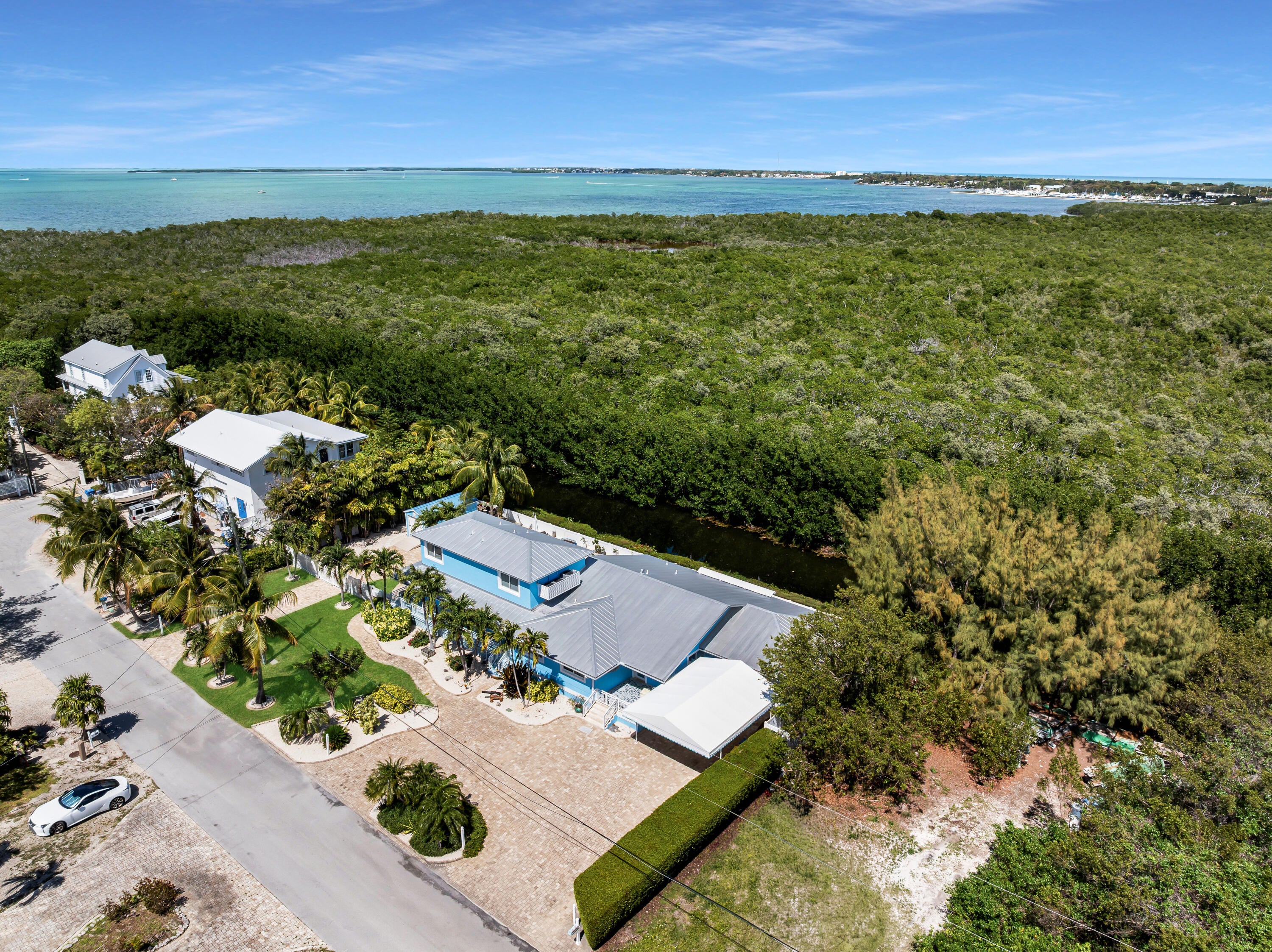 169 Venetian Way, Islamorada, FL, 33036, USA, 5 Bedrooms Bedrooms, ,3 BathroomsBathrooms,Residential,Active,169 Venetian Way,619545