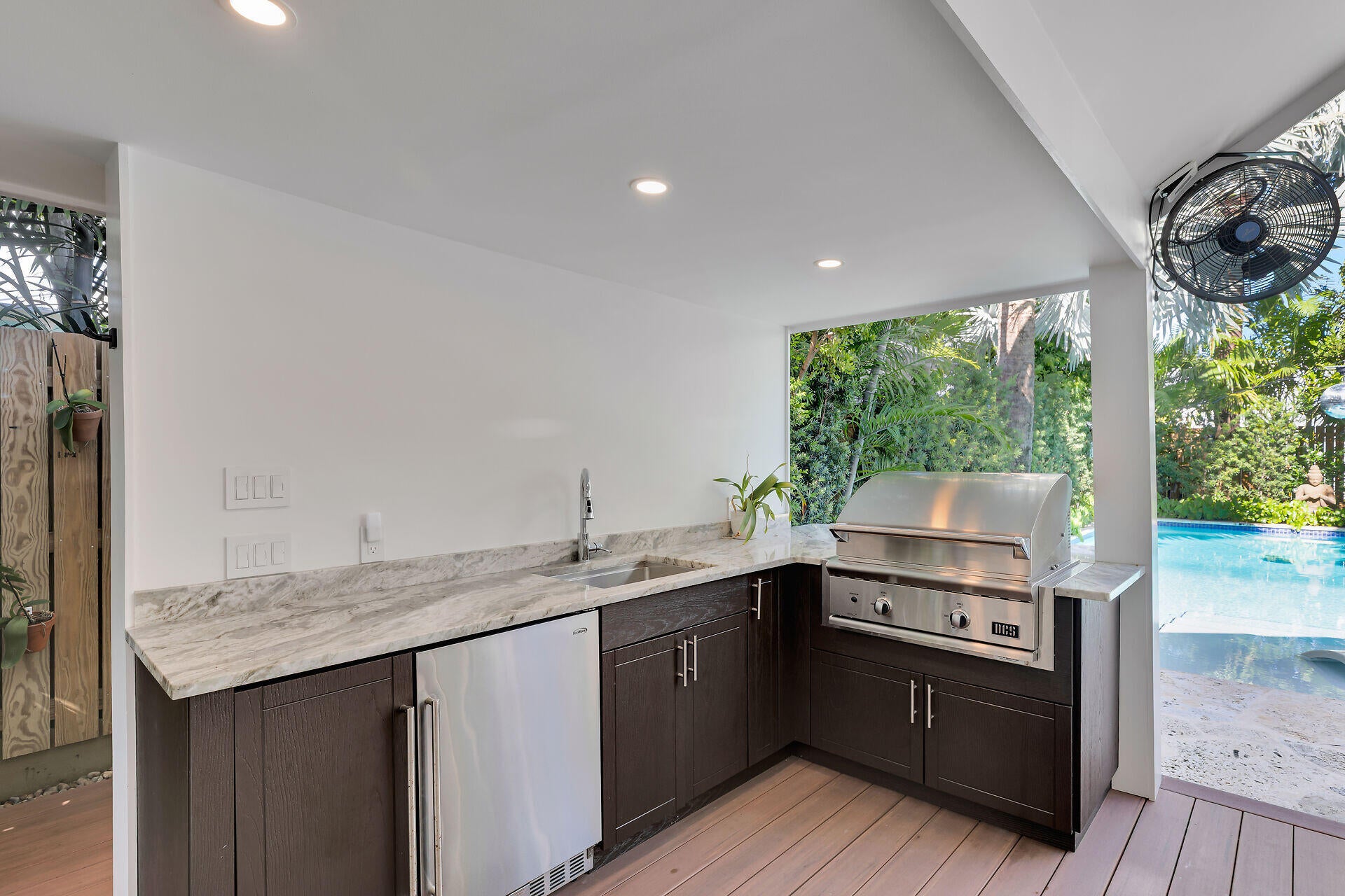 Key West, Florida, 33040, United States, 5 Bedrooms Bedrooms, ,5 BathroomsBathrooms,Residential,Active,1985593