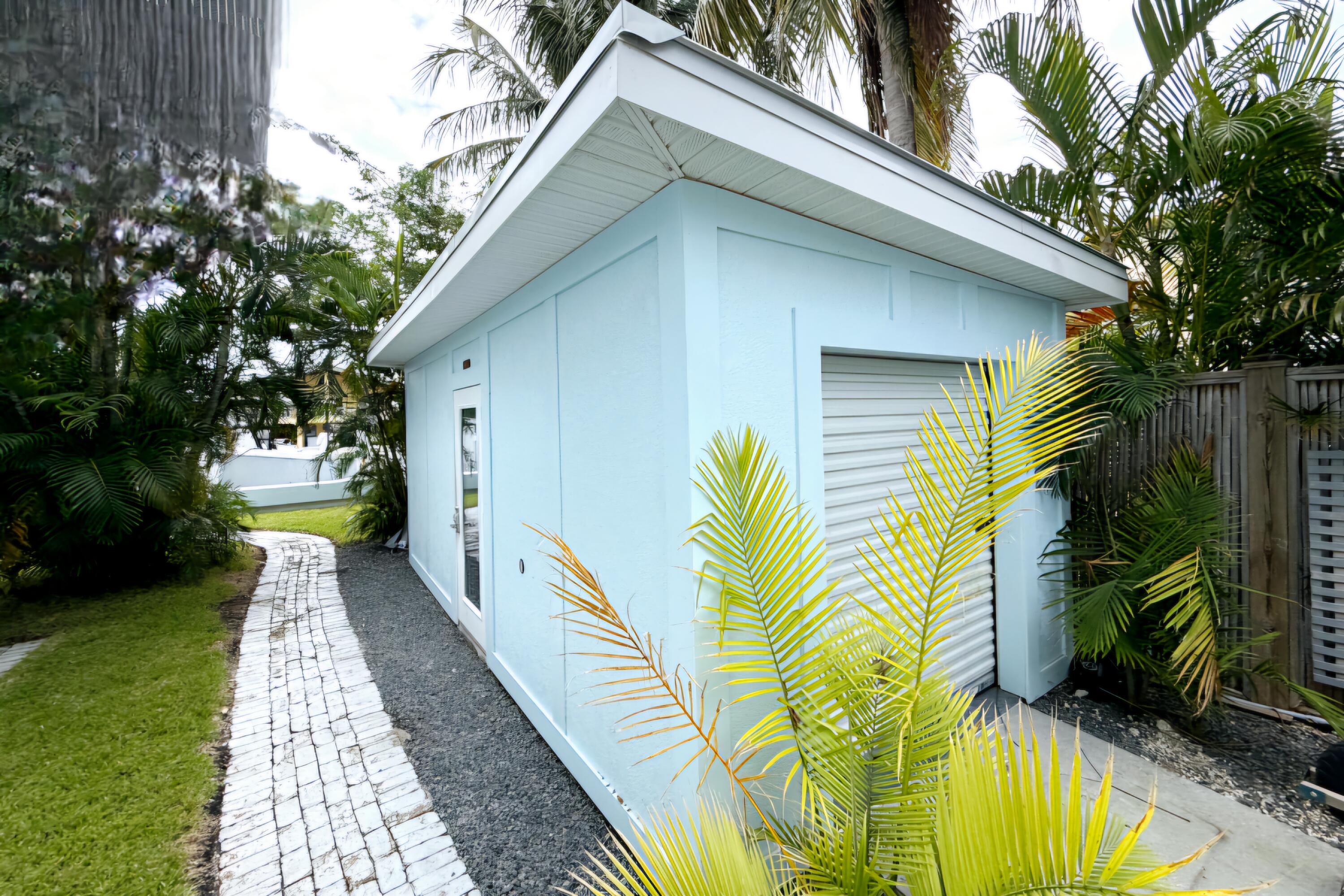 Duck, Florida, 33050, United States, 4 Bedrooms Bedrooms, ,4 BathroomsBathrooms,Residential,Active,1973559