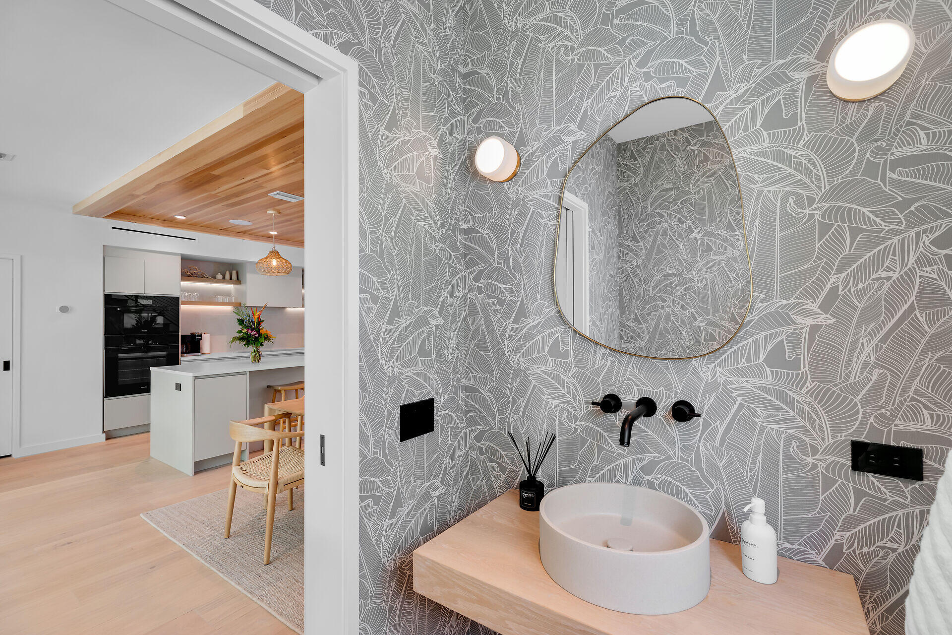 Key West, Florida, 33040, United States, 6 Bedrooms Bedrooms, ,7 BathroomsBathrooms,Residential,Active,1973258