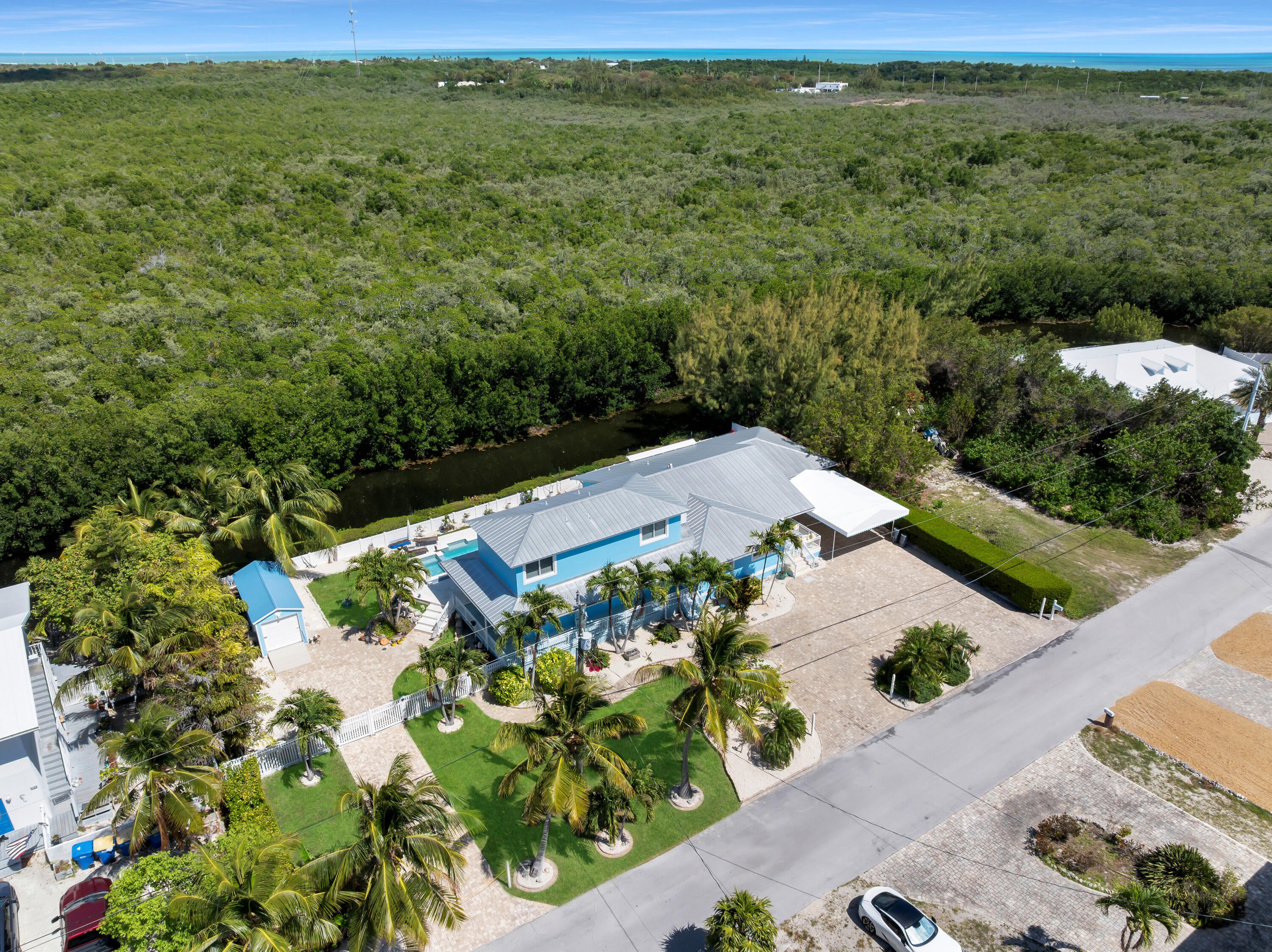 169 Venetian Way, Islamorada, FL, 33036, USA, 5 Bedrooms Bedrooms, ,3 BathroomsBathrooms,Residential,Active,169 Venetian Way,619545