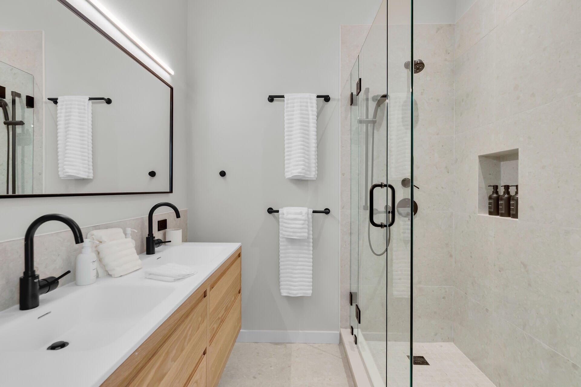 Key West, Florida, 33040, United States, 6 Bedrooms Bedrooms, ,7 BathroomsBathrooms,Residential,Active,1973258