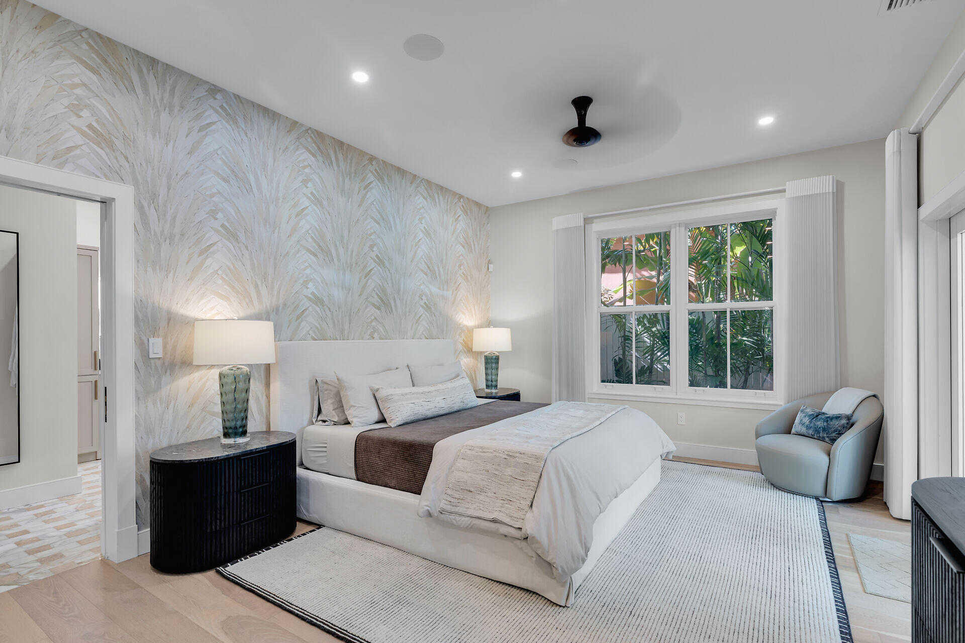 Key West, Florida, 33040, United States, 5 Bedrooms Bedrooms, ,5 BathroomsBathrooms,Residential,Active,1985593