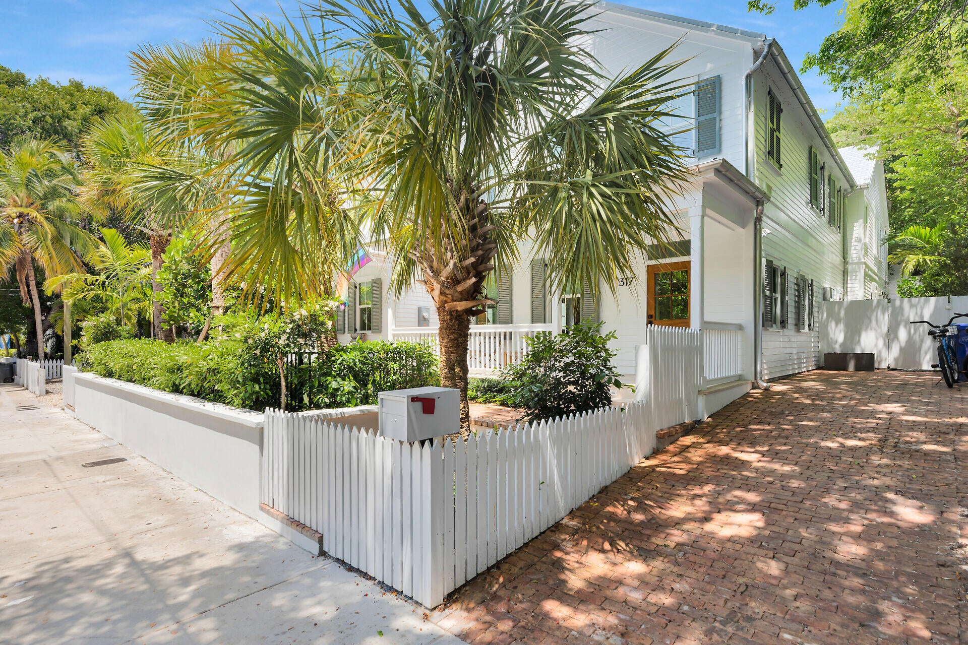 Key West, Florida, 33040, United States, 6 Bedrooms Bedrooms, ,7 BathroomsBathrooms,Residential,Active,1973258