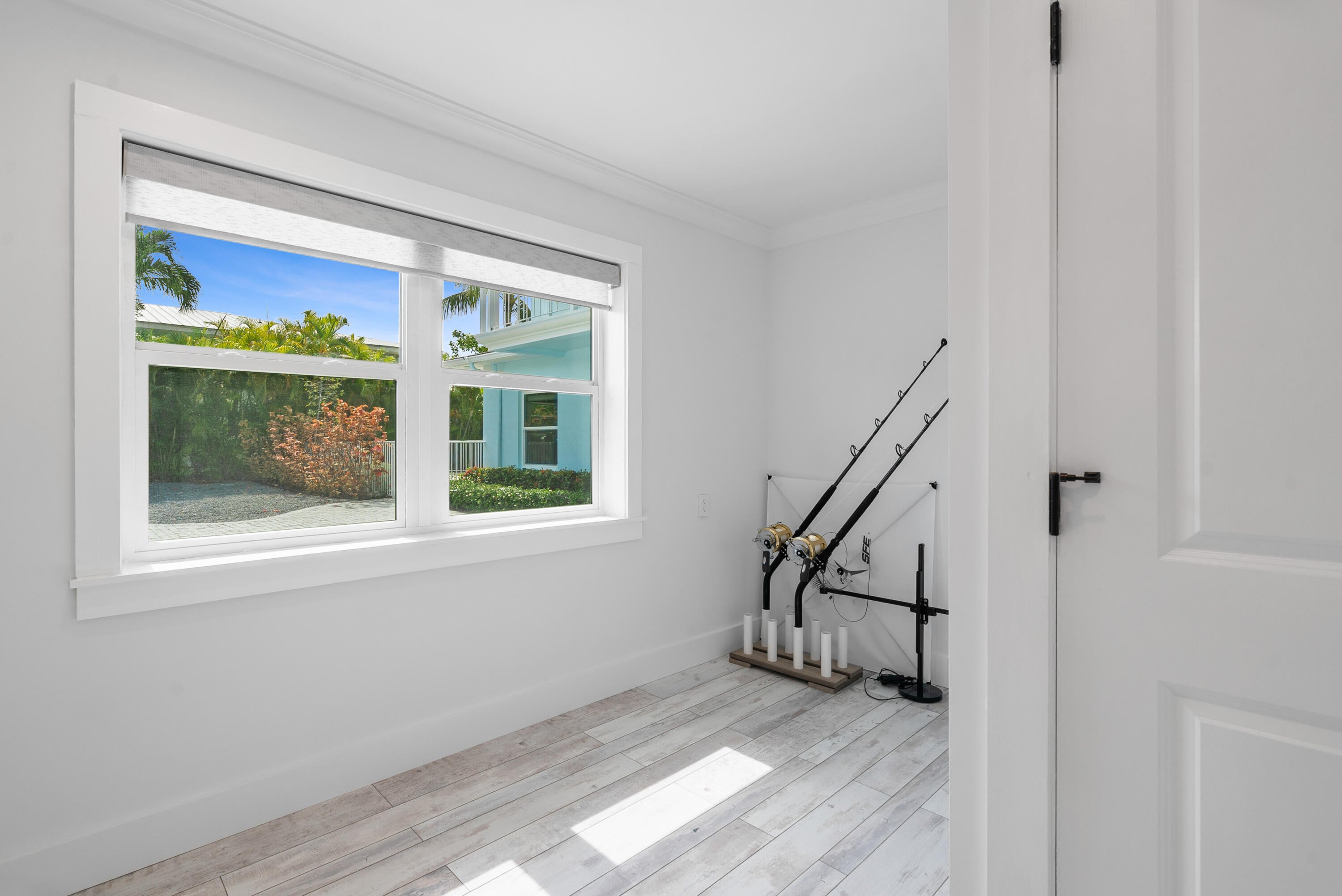 Duck, Florida, 33050, United States, 4 Bedrooms Bedrooms, ,4 BathroomsBathrooms,Residential,Active,1973559