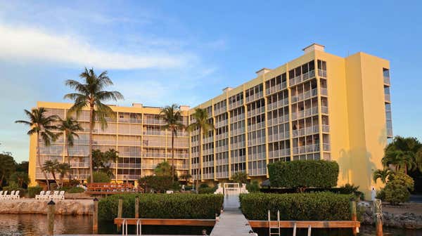 200 HARBORVIEW DR APT 108, TAVERNIER, FL 33070 - Image 1