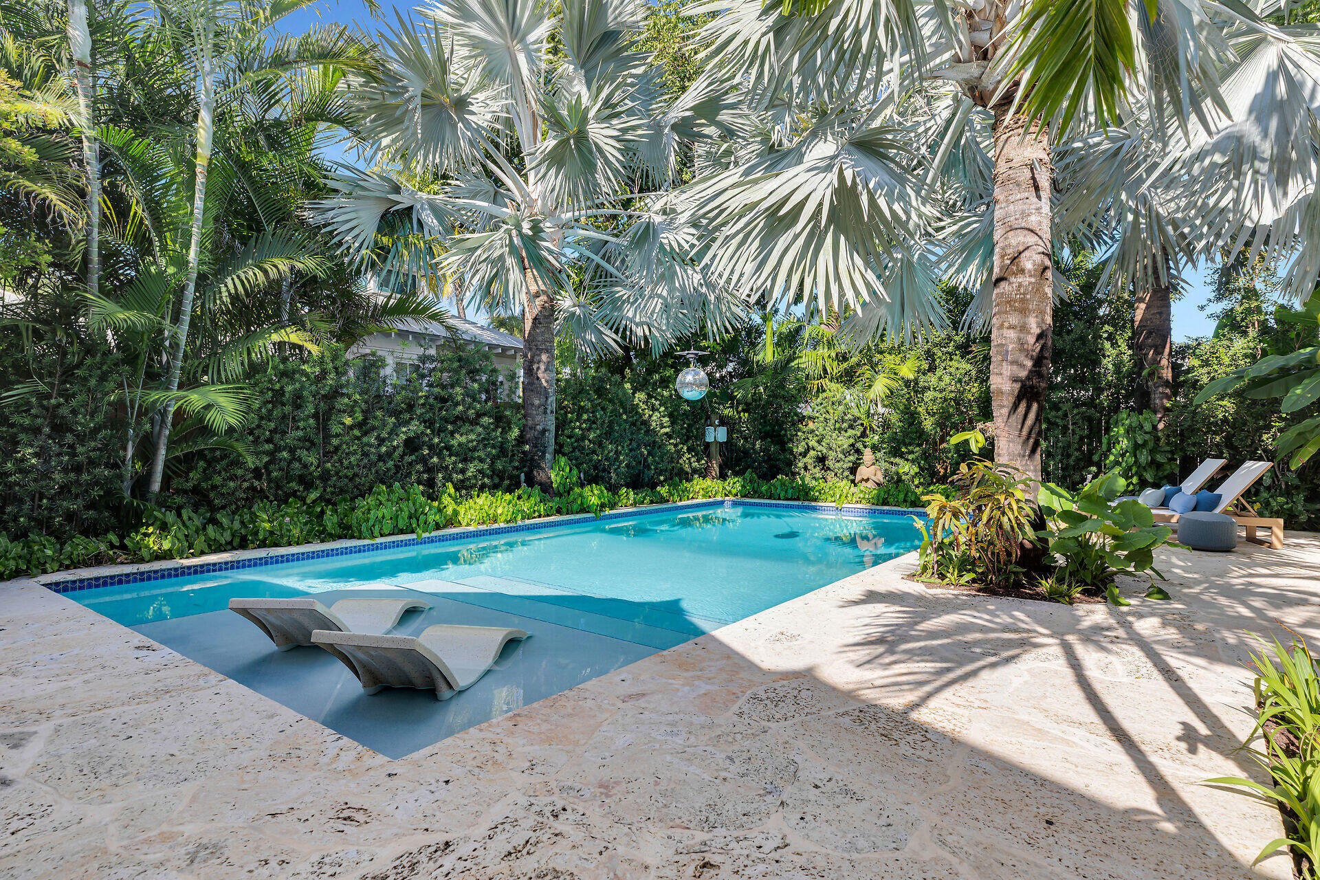 Key West, Florida, 33040, United States, 5 Bedrooms Bedrooms, ,5 BathroomsBathrooms,Residential,Active,1985593