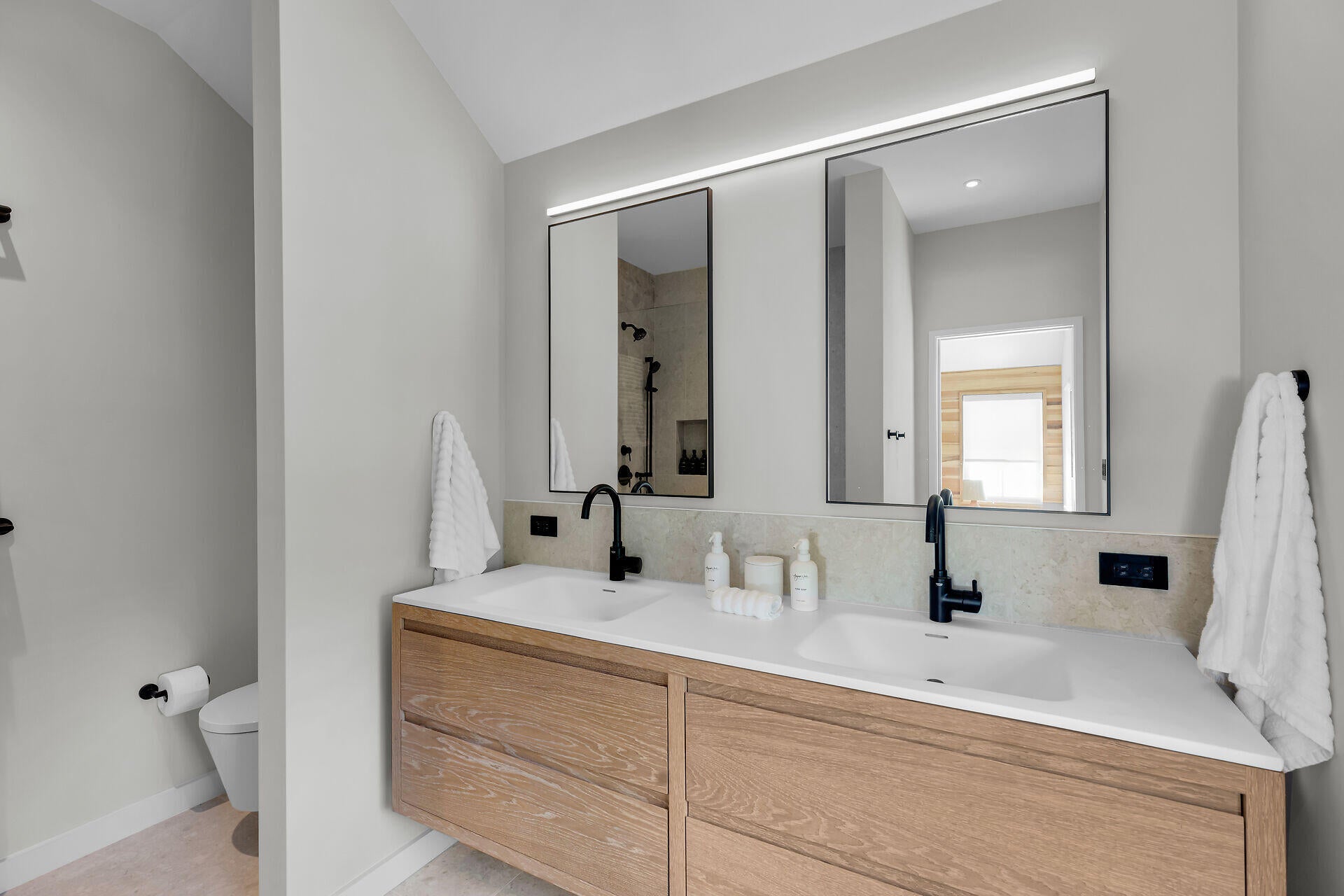 Key West, Florida, 33040, United States, 6 Bedrooms Bedrooms, ,7 BathroomsBathrooms,Residential,Active,1973258