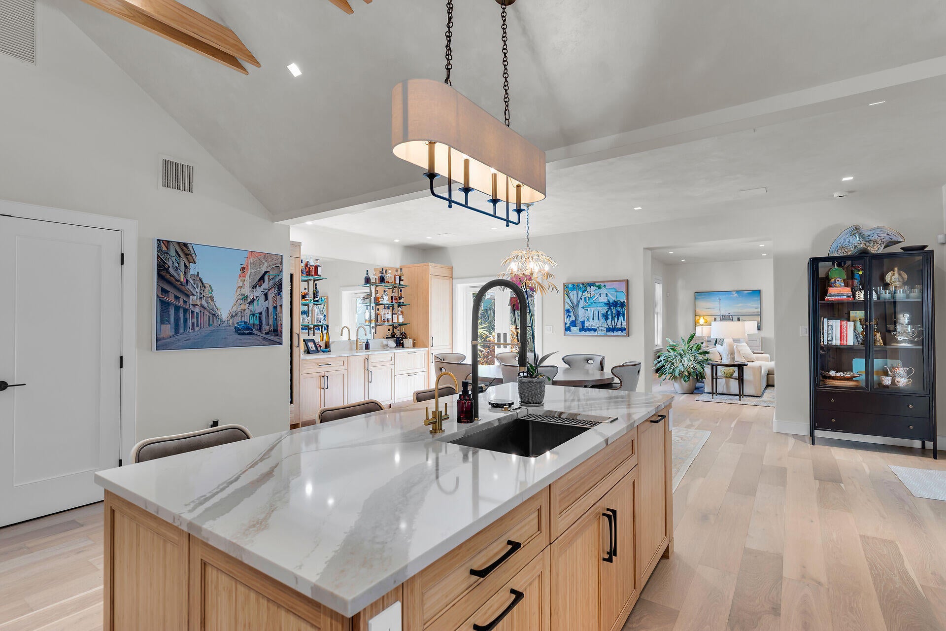 Key West, Florida, 33040, United States, 5 Bedrooms Bedrooms, ,5 BathroomsBathrooms,Residential,Active,1985593